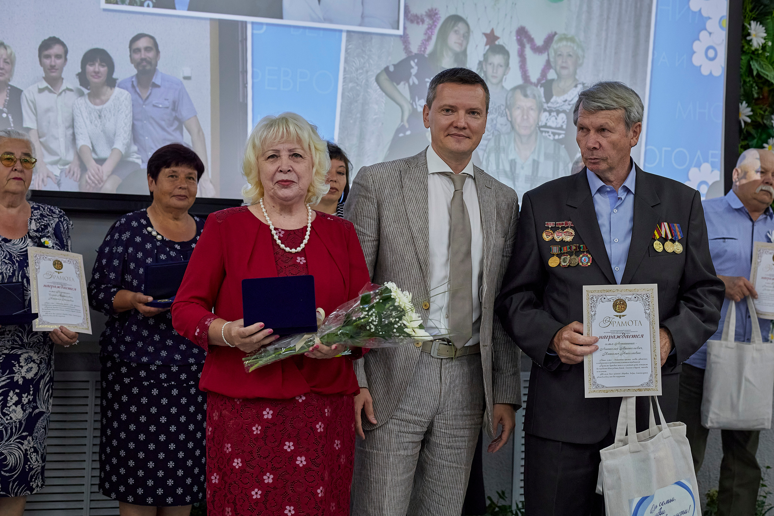 День семьи, любви и верности вместе с министерством социальной защиты. Фотограф Иван Кузьмин на любое Ваше мероприятие