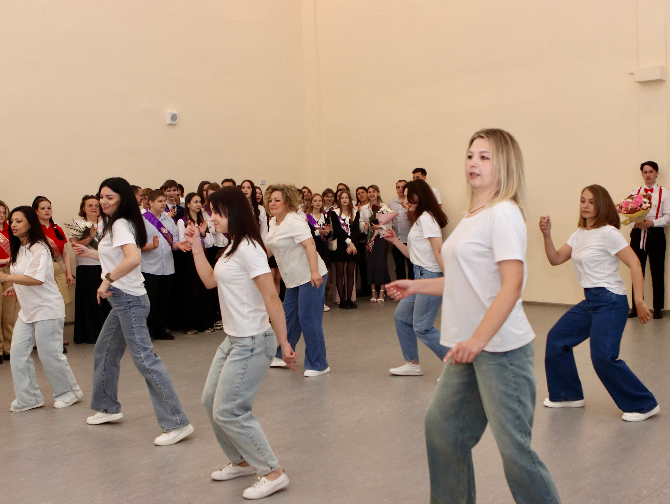 Школьный выпускной. Фотограф в Курске Смирнов Евгений