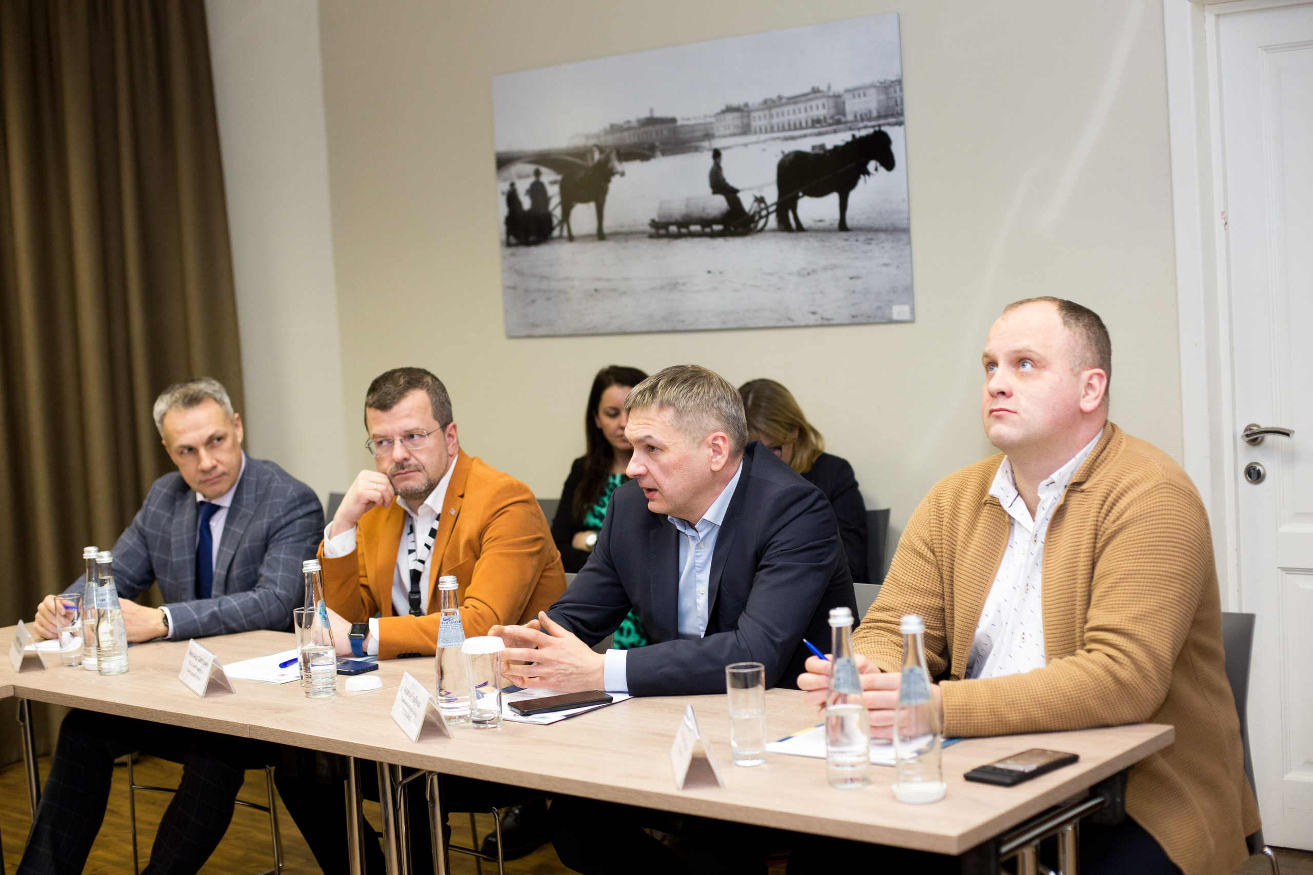 Фотограф на корпоратив СПб. Юлия Лисняк, контент-фотограф в Санкт-Петербурге