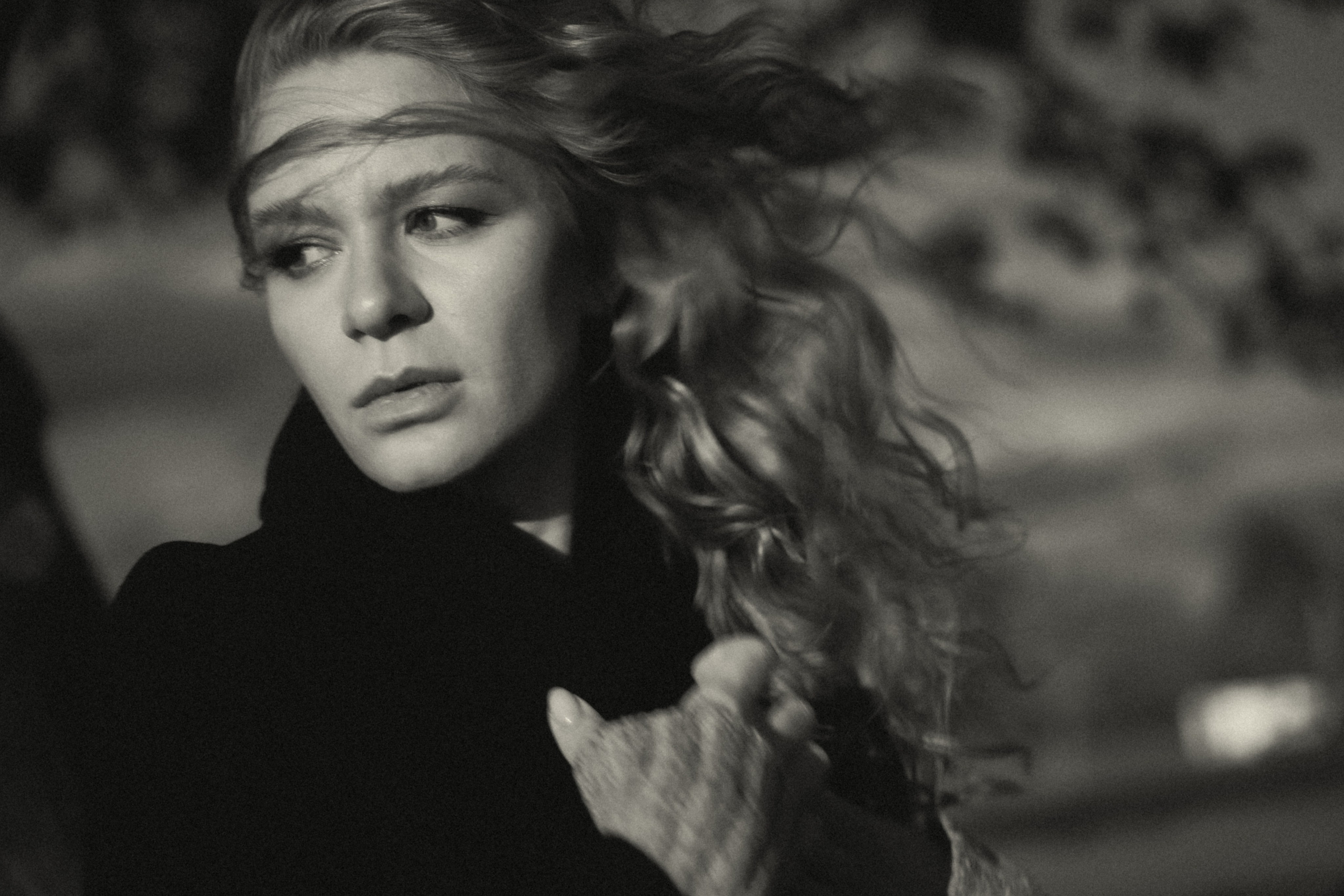 ALINA. TUTSARKIS — Art Director | Stylist | Photographer