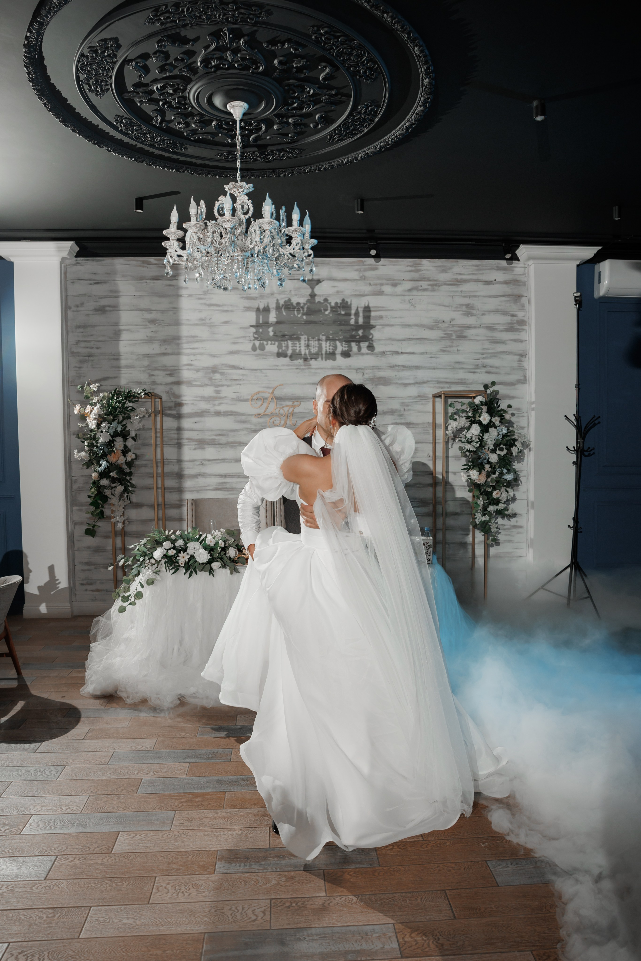 Полина и Дмитрий, загородный клуб «Барин», ЗАГС в г. Пушкино. Свадебный и репортажный фотограф (Москва, Королев и другие)