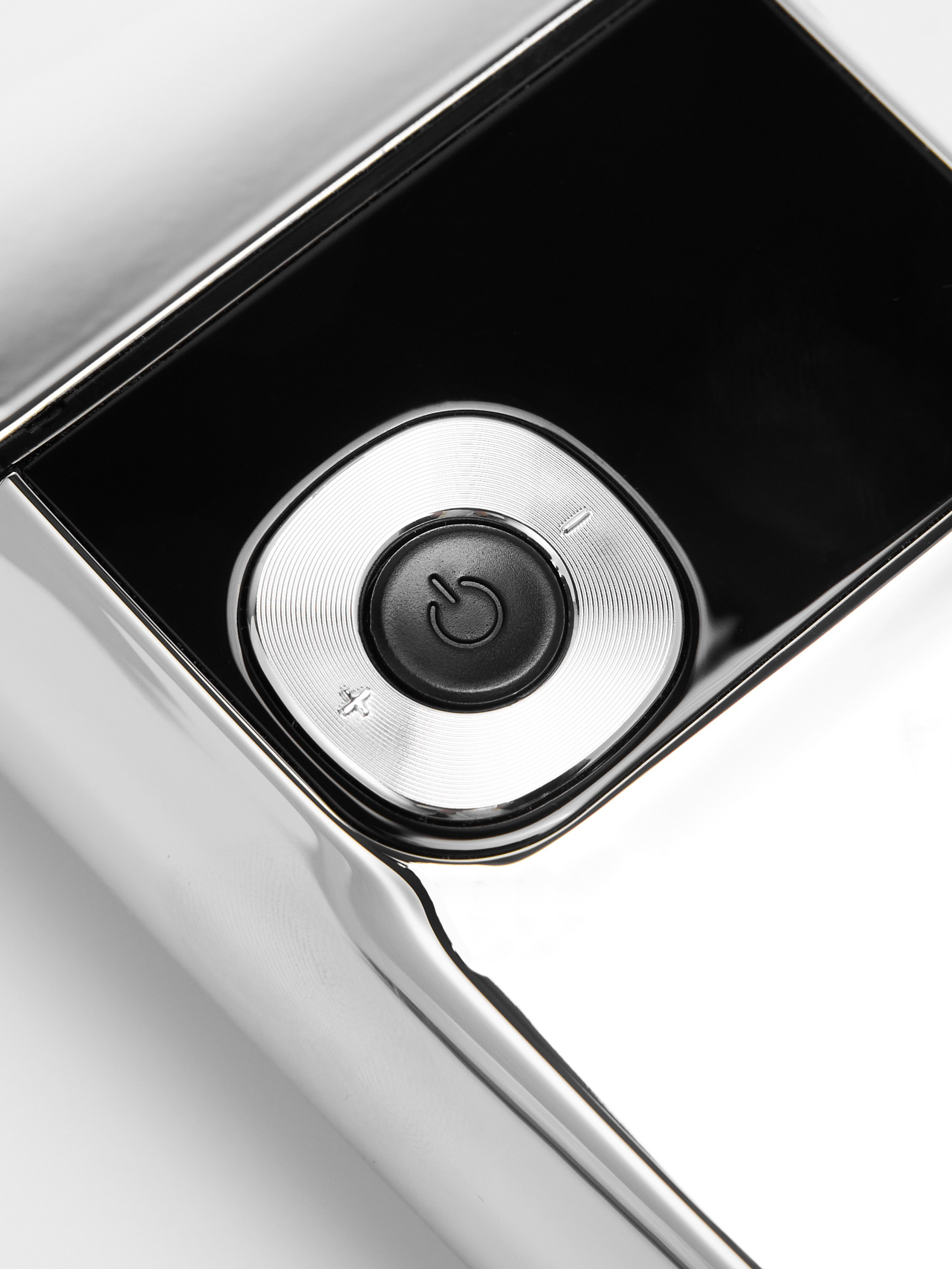 Электробритва. Фотограф Мария Шулик