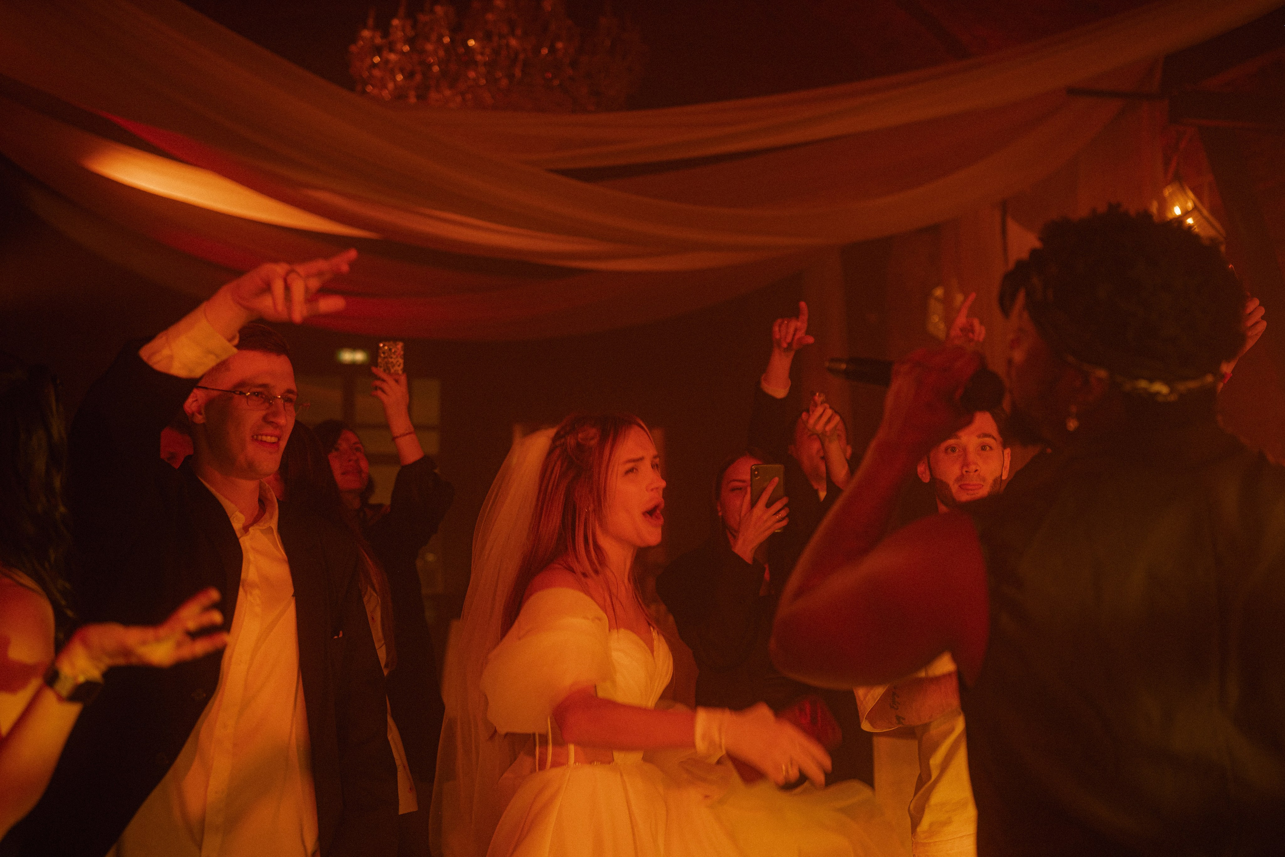 Awesome. Сентиментальная свадебная фотография