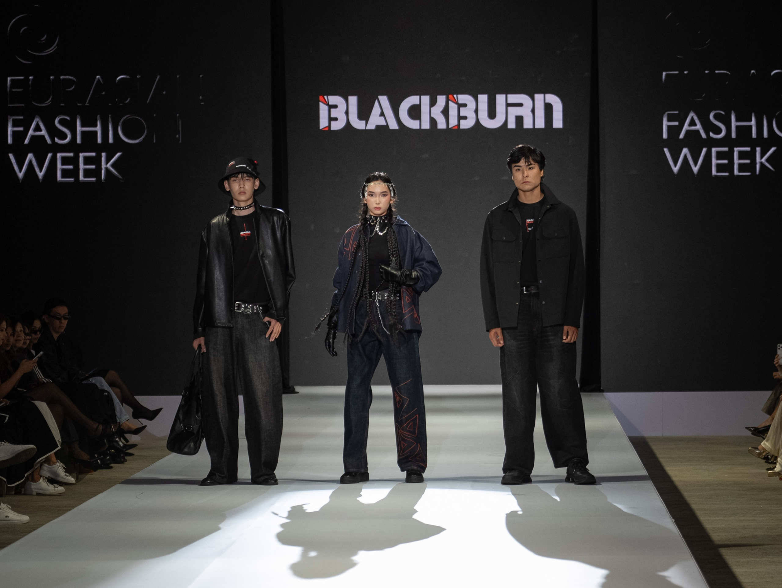 EURASIAN FASHION WEEK BlackBurn. Сайт Алматинского НЮ АРТ, будуар и фэшн фотографа Дениса Карпенко