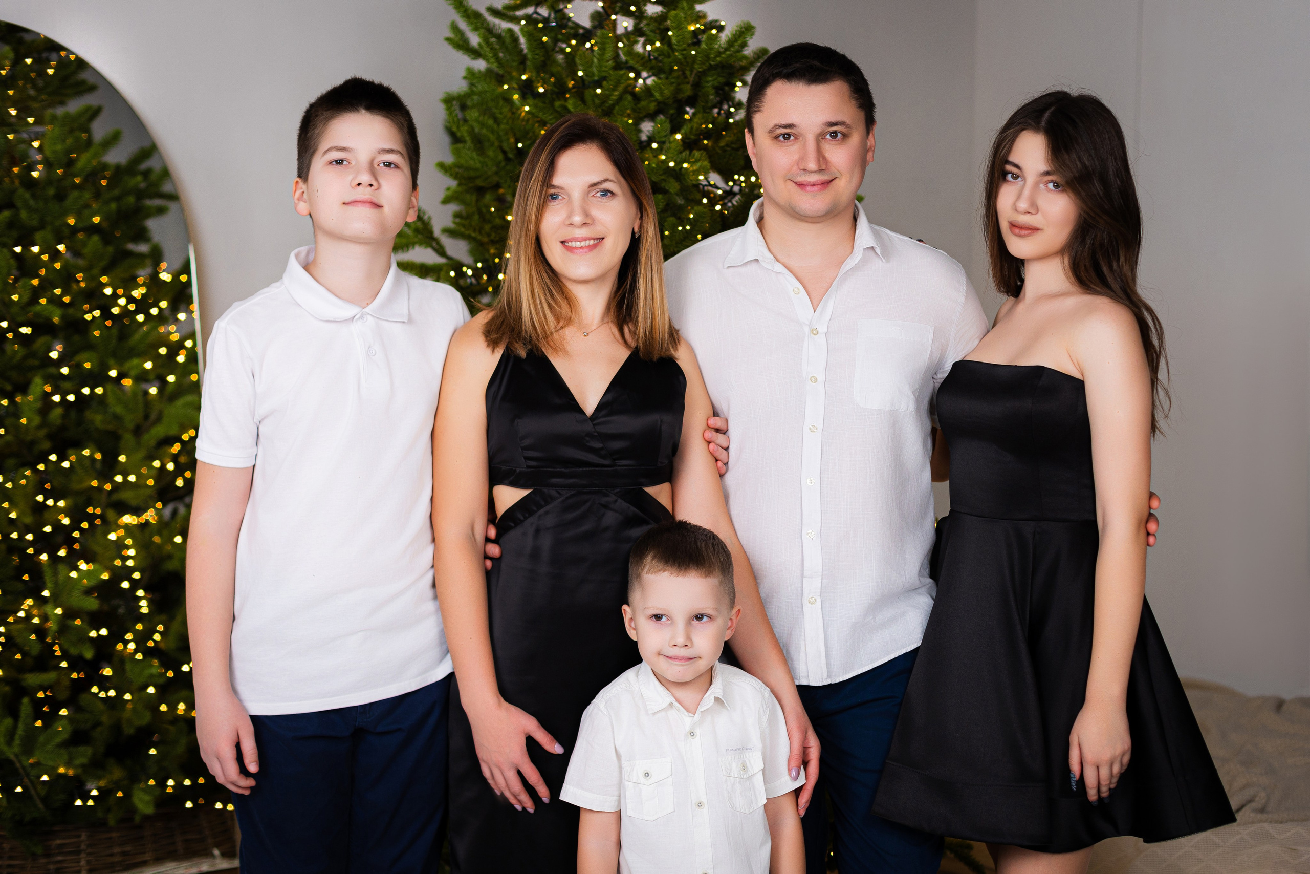 Наталья, Владимир, Лера, Матвей и Тимур. Фотограф ВИКА МЕДУЗА