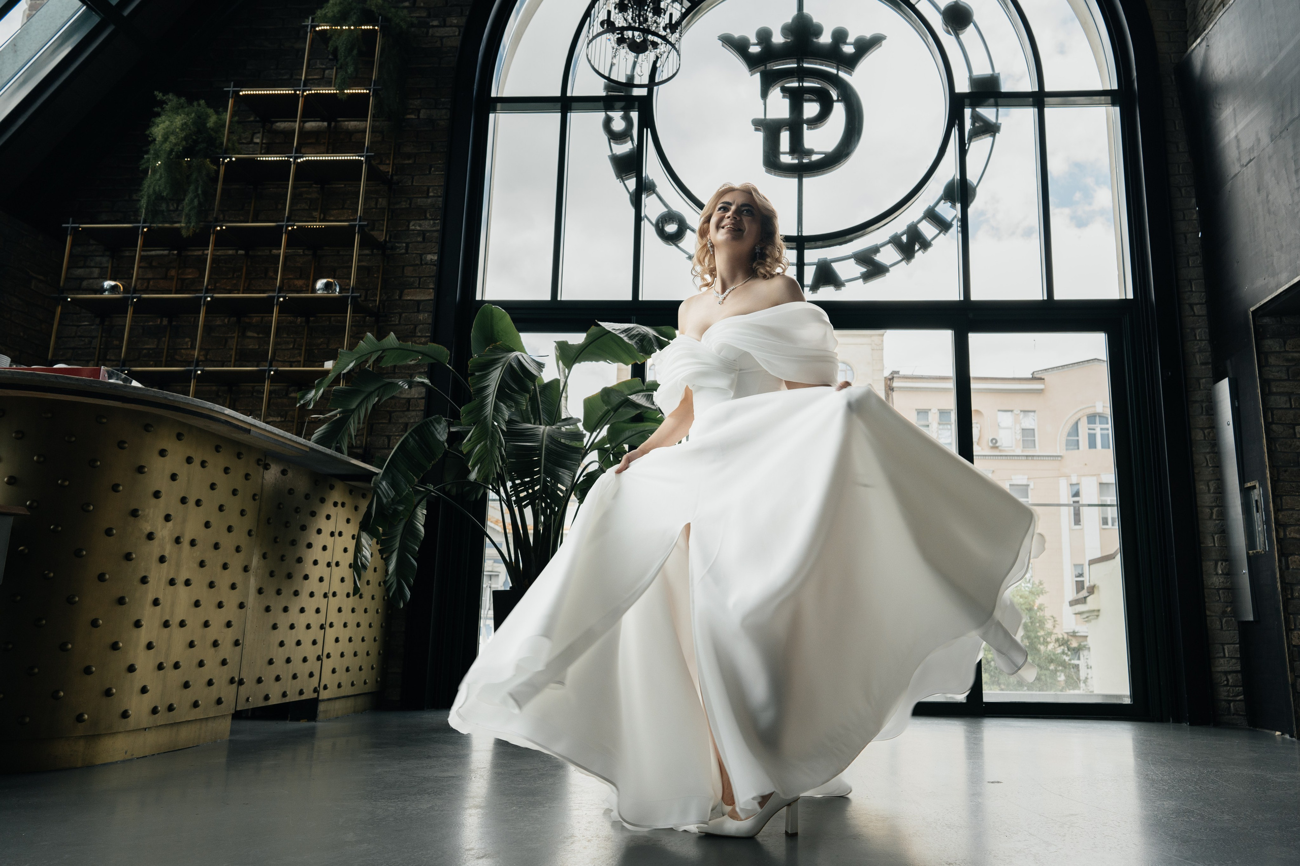 Виктор и Юлия