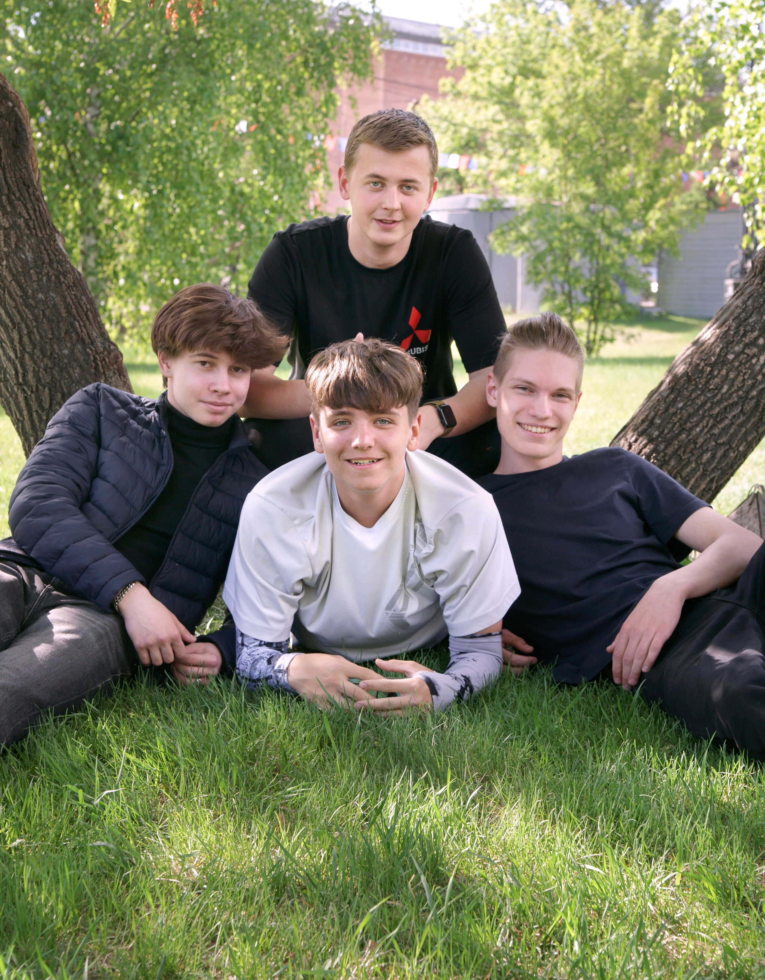 Весенняя фотосессия выпускников 9,11 классов в Иркутске