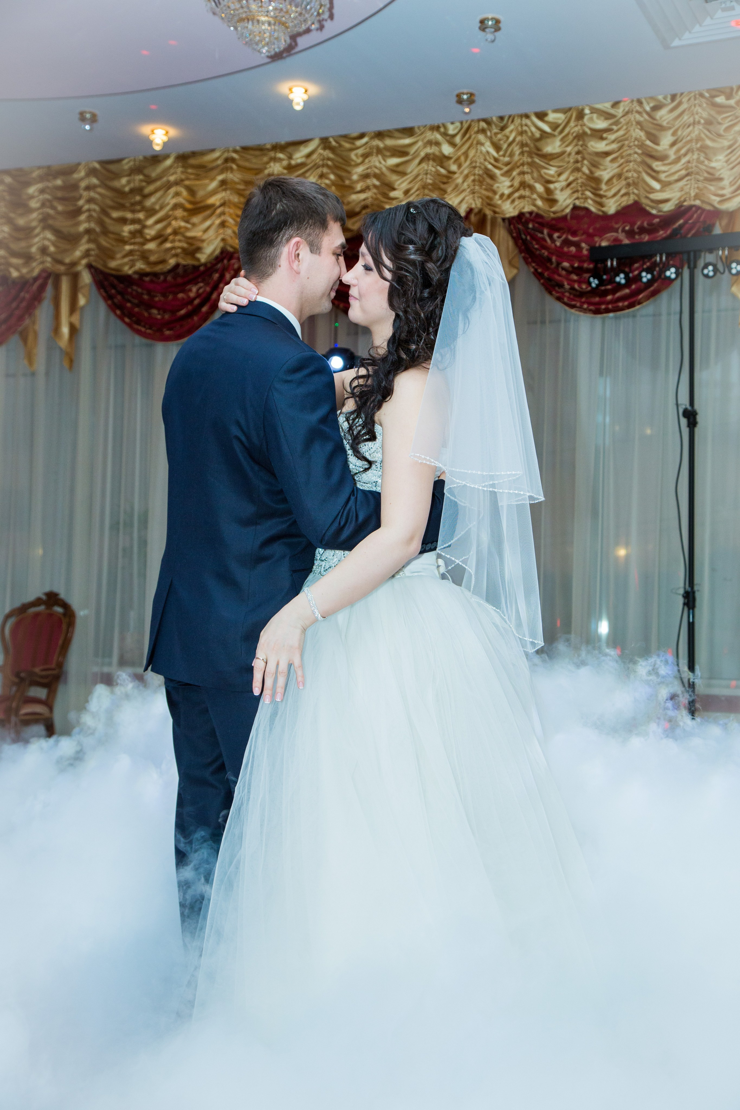 Альбом свадебная фотосъёмка, венчание, утро невесты, роспись, банкет. «Студия DRONAVT`s» — видеосъёмка и фотография г. Москва