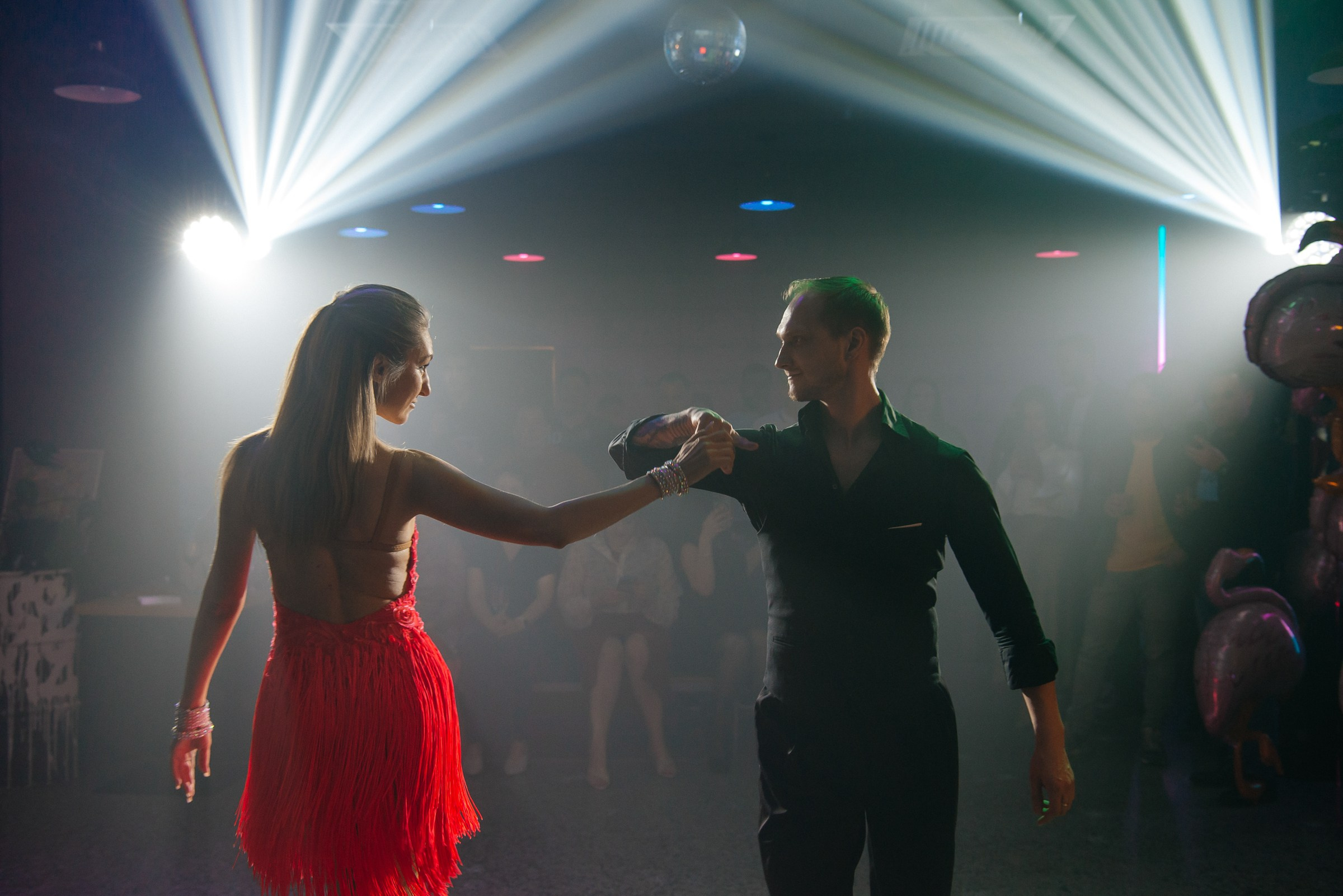 День рождения в Арт Лофт Краски. Профессиональный фотограф в Екатеринбурге Ирина Смирнова