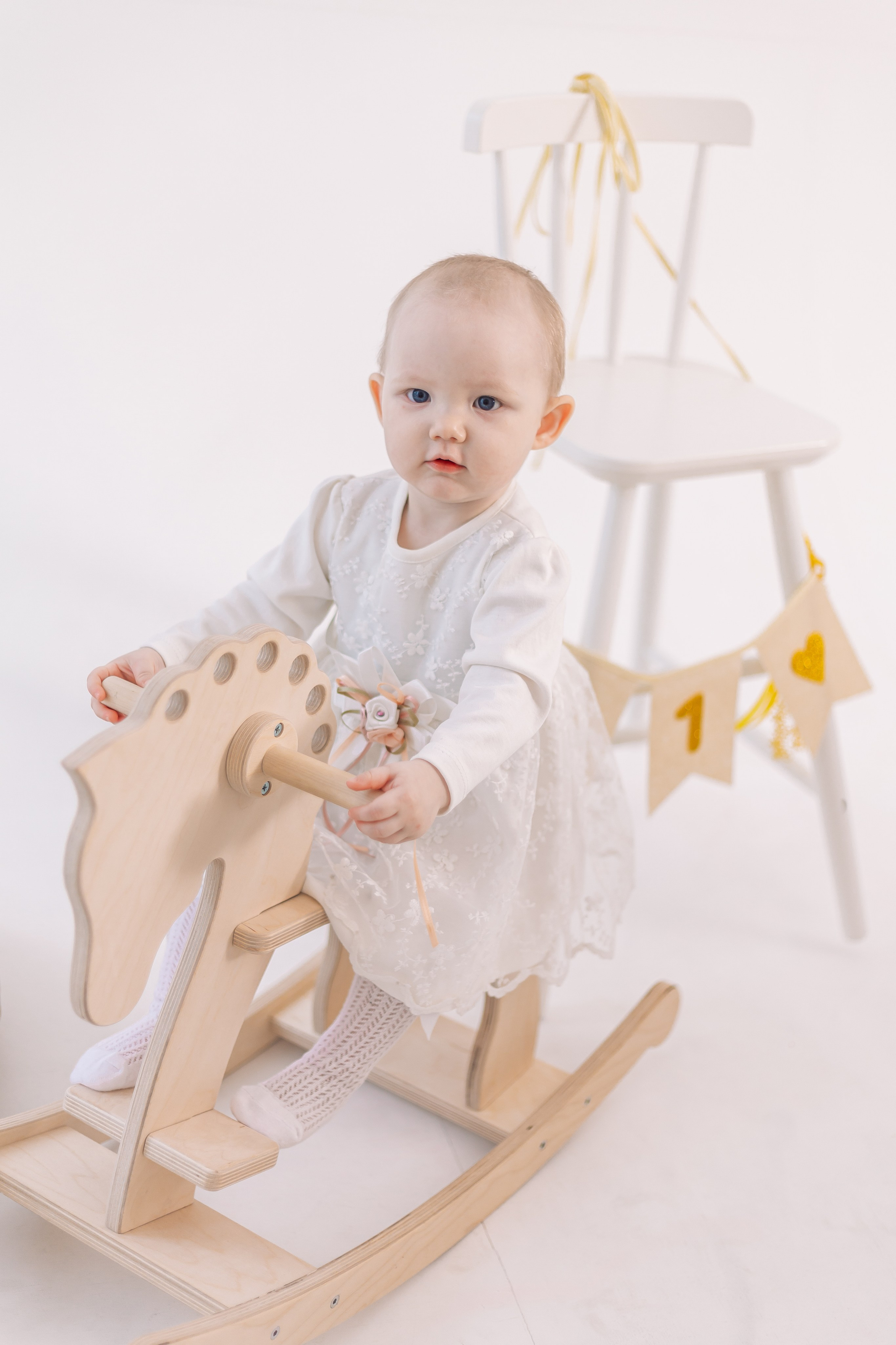 Фотосессия к годику для девочки. Семейный и художественный фотограф в Тюмени Юлия Логинова