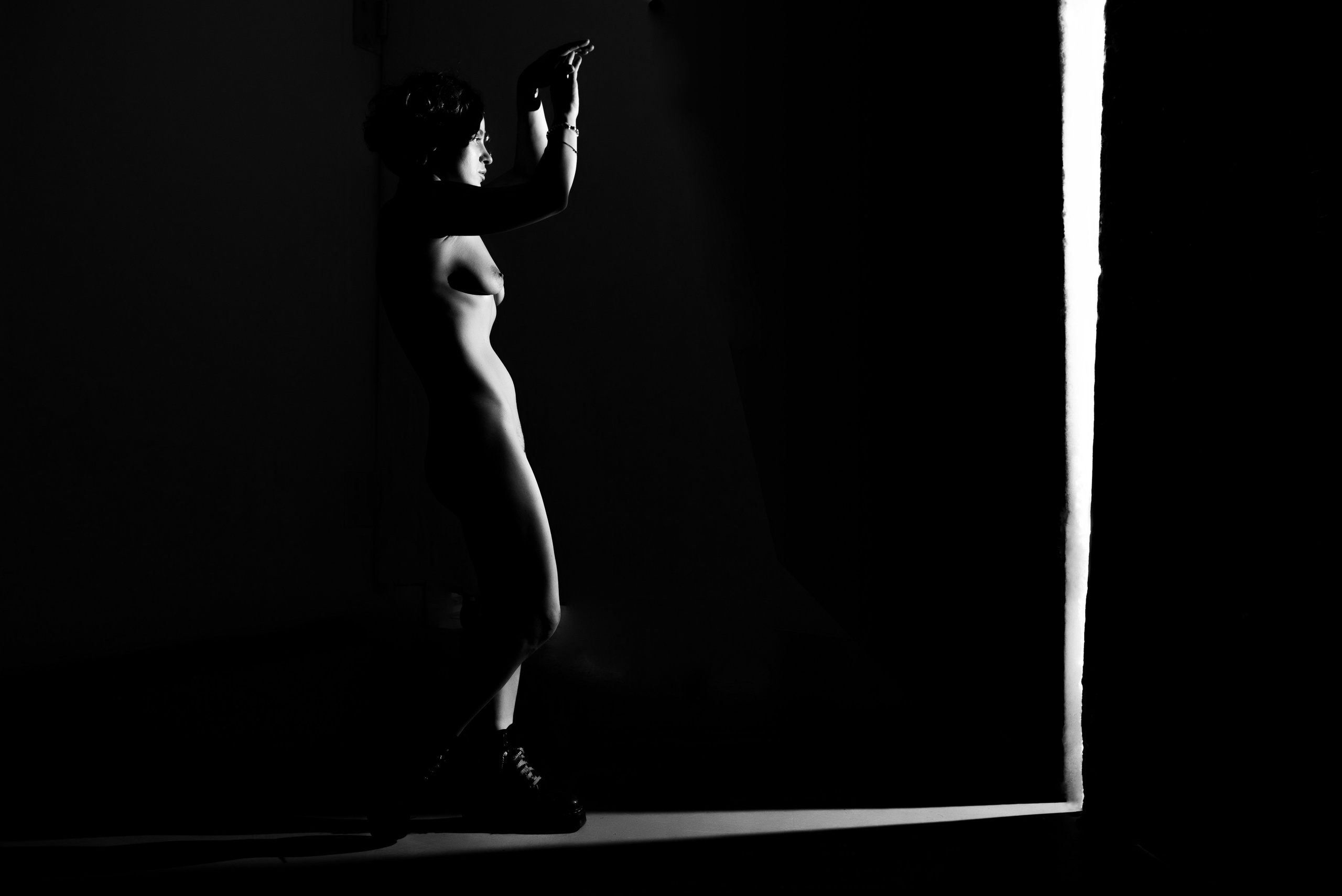 Высвобождение/ню/18+. Портретный и архитектурный фотограф в Москве и Санкт-Петербурге