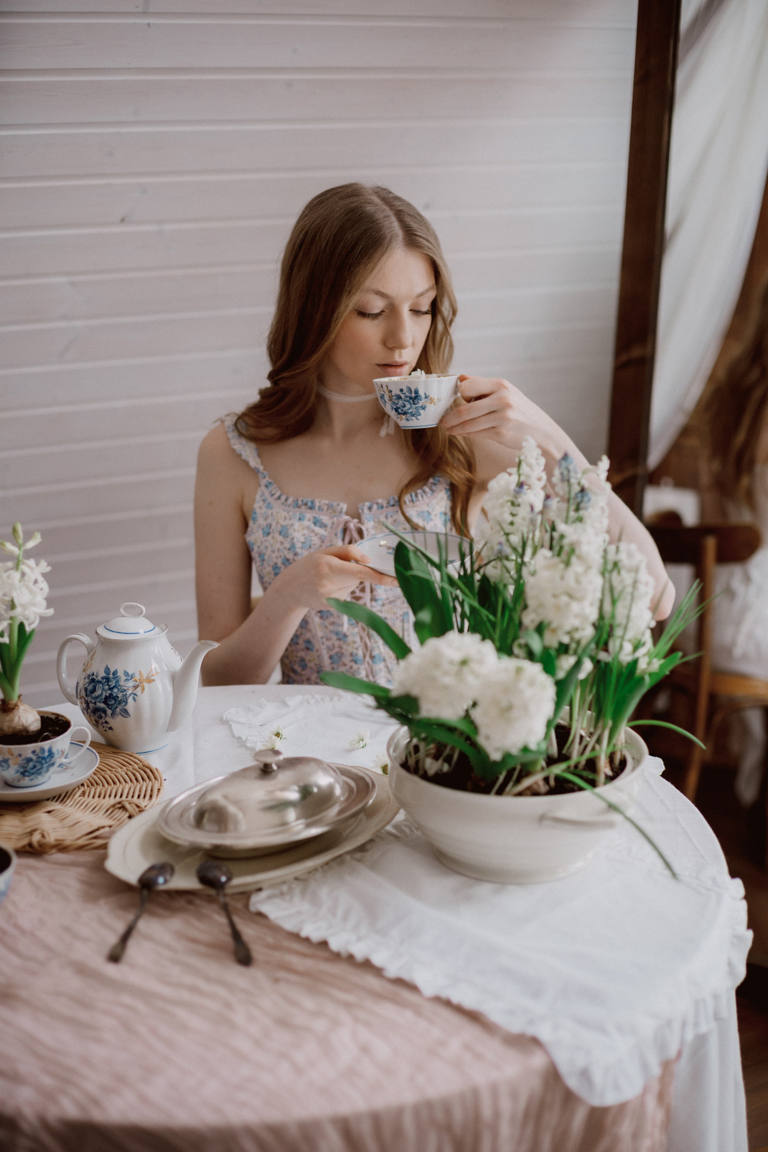 Анжелика в нежной и весенней фотосесии. Семейный и детский фотограф в Сергиев Посаде, Хотьково Якимчук Любовь