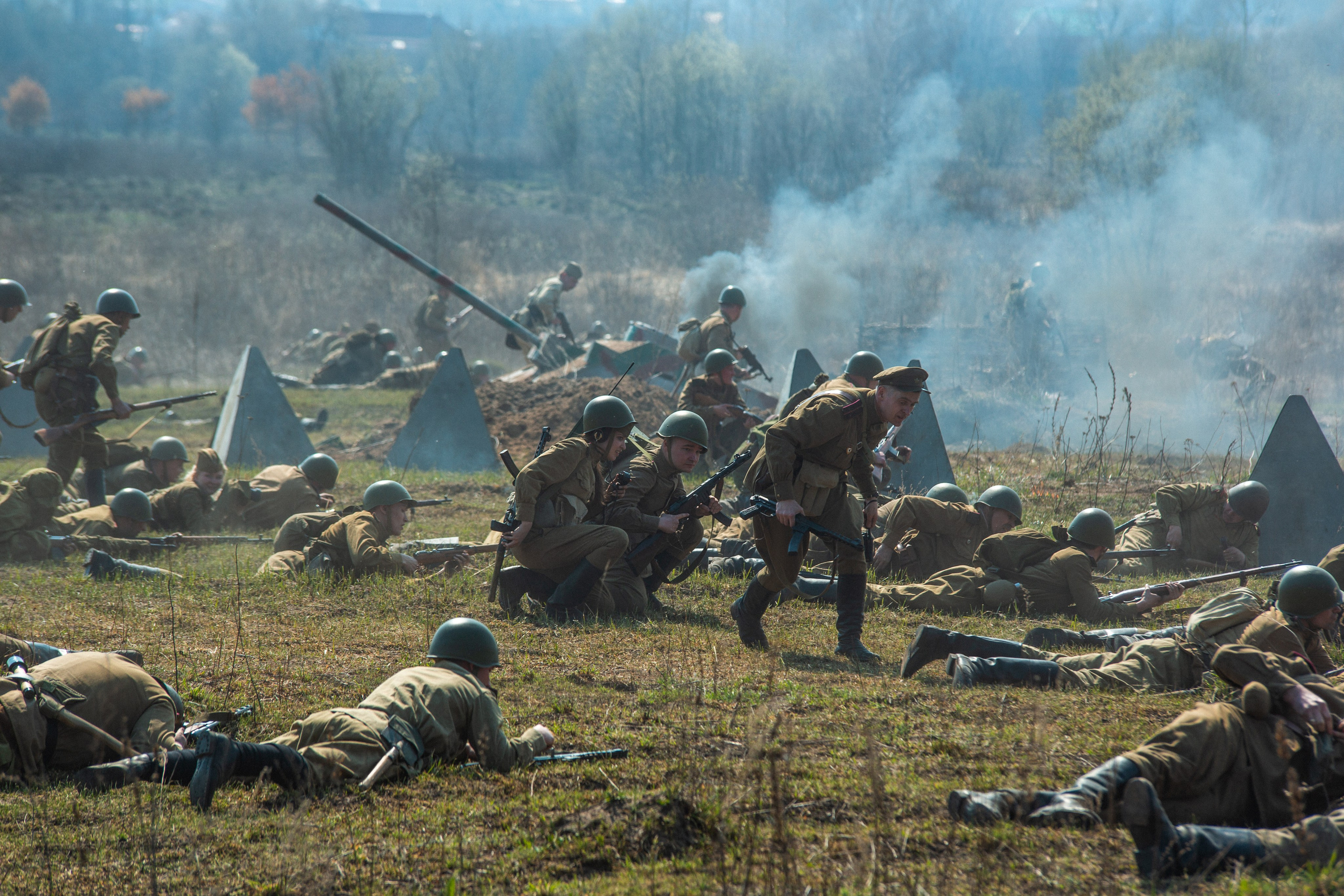 РЕКОНСТРУКЦИЯ БОЯ — ВОВ — БИТВА ЗА ГОРОД. Профессиональный фотограф в Мценске и Орловской области