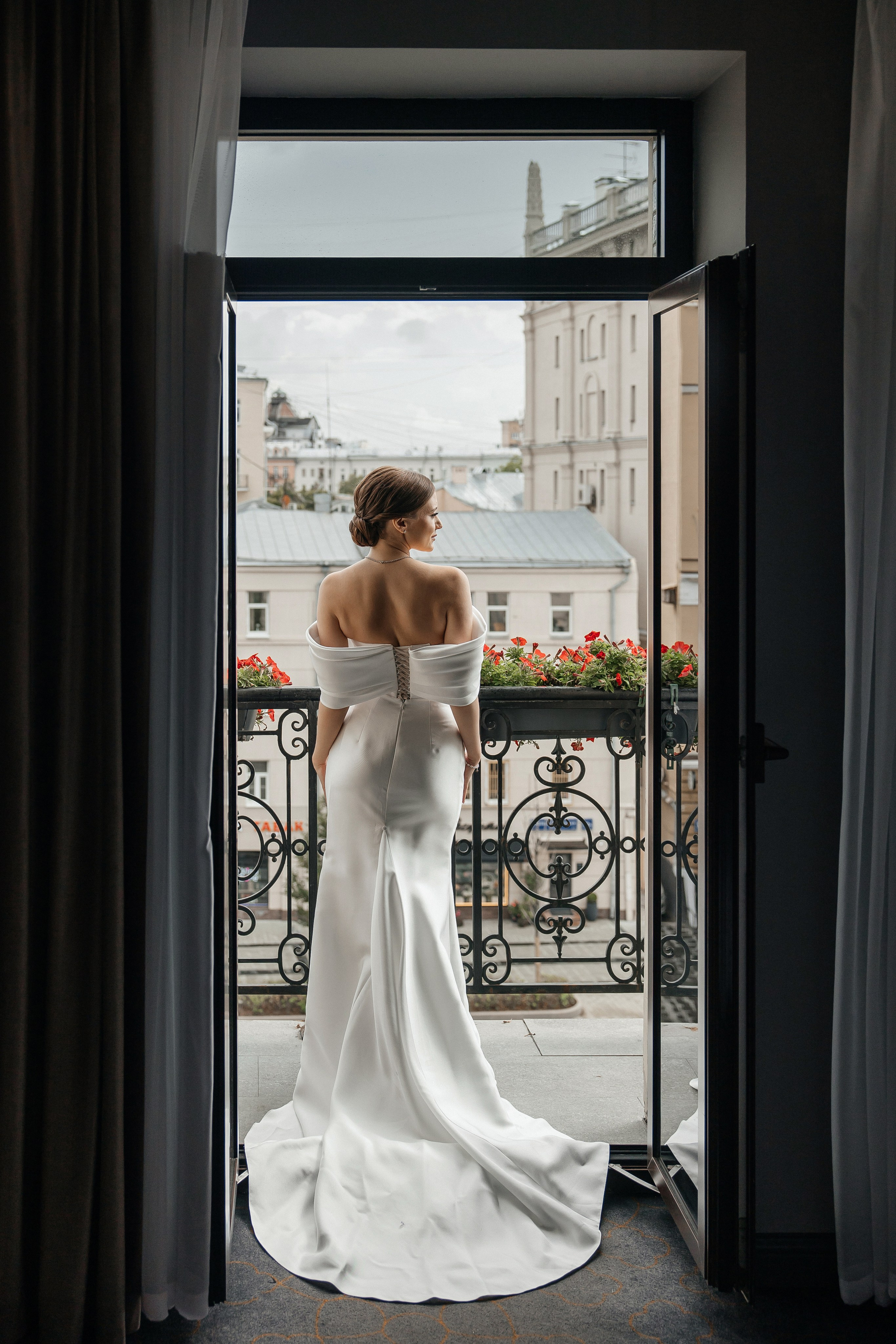 свадебная фотосессия в отеле Hartwell Хартвел в Москве