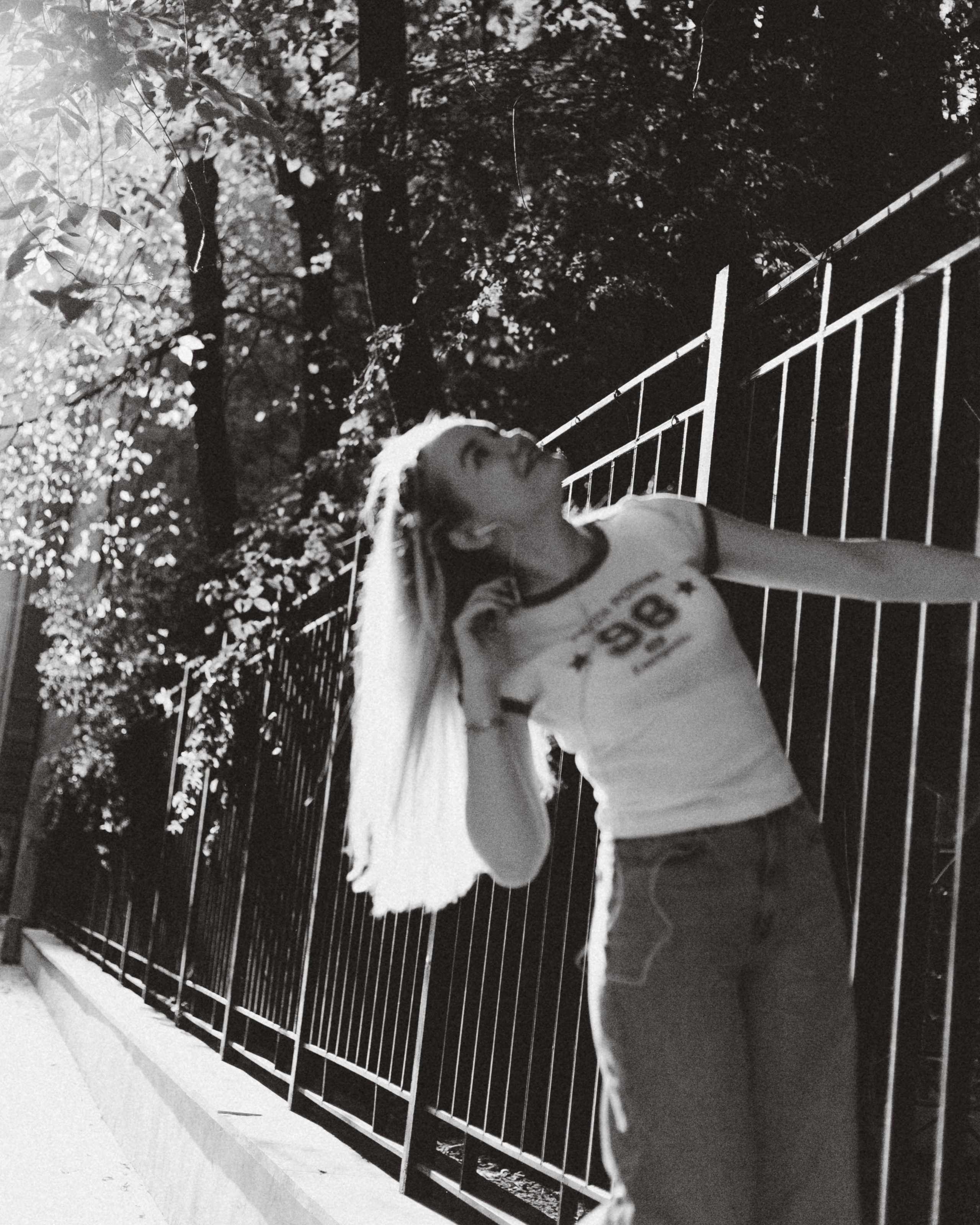 Вайб 2000-х. Женский и лавстори фотограф в Москве Елена Аксютко