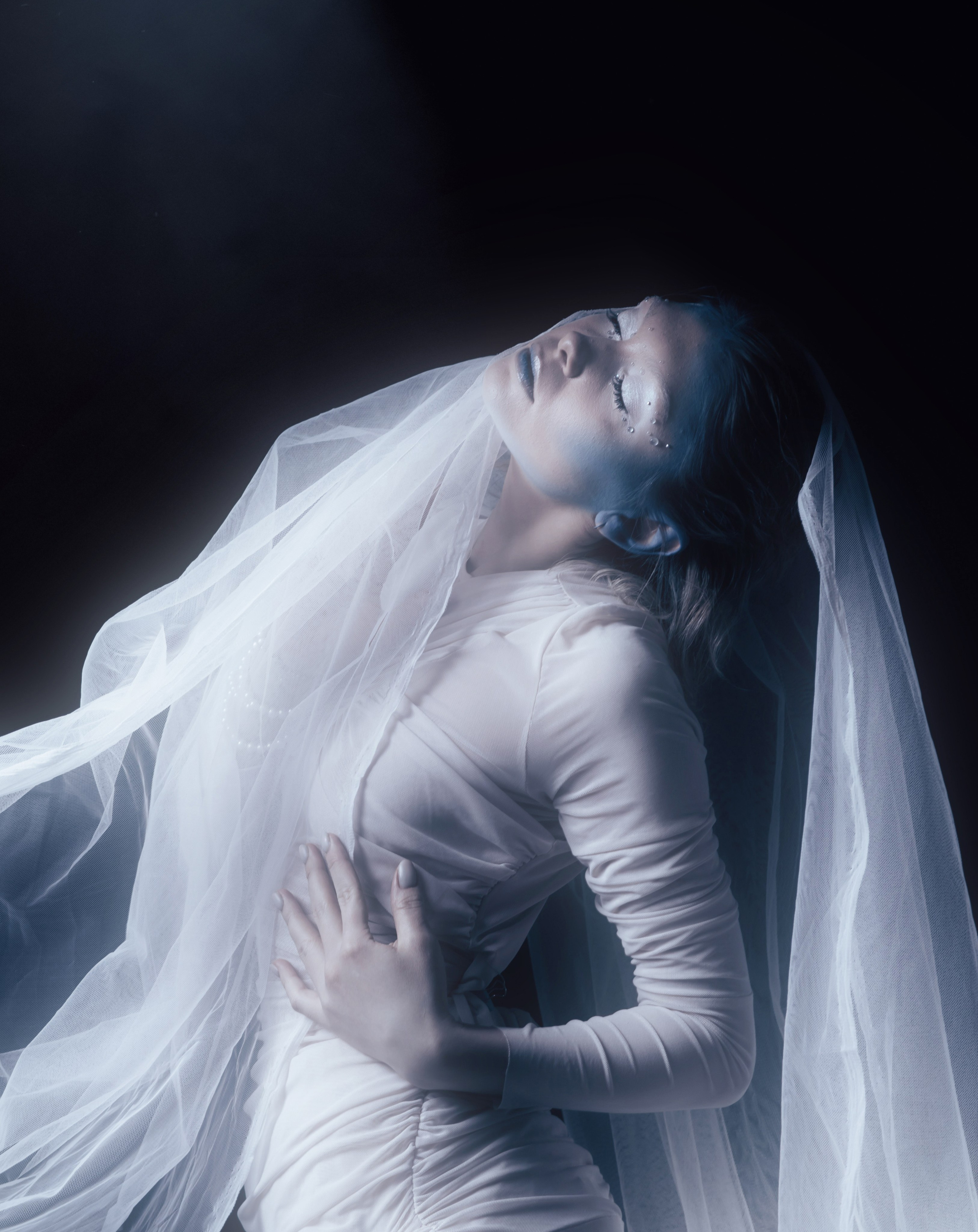 Креативная тематическая индивидуальная портретная съёмка. Фотограф Екатеринбург для вас или вашего бренда