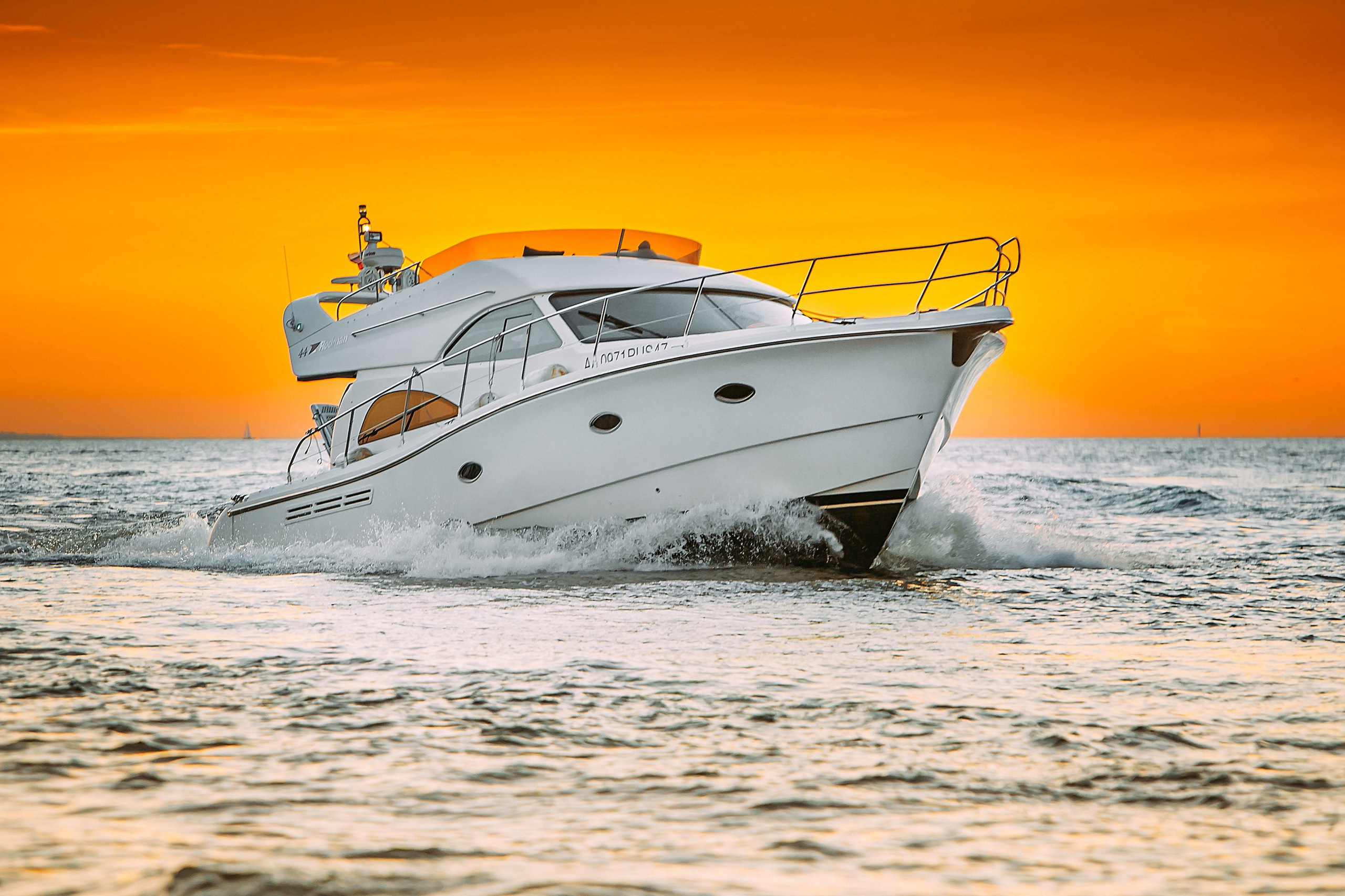 Яхта Rodman 44 Holiday. SPB Rent Boats|аренда катеров и теплоходов