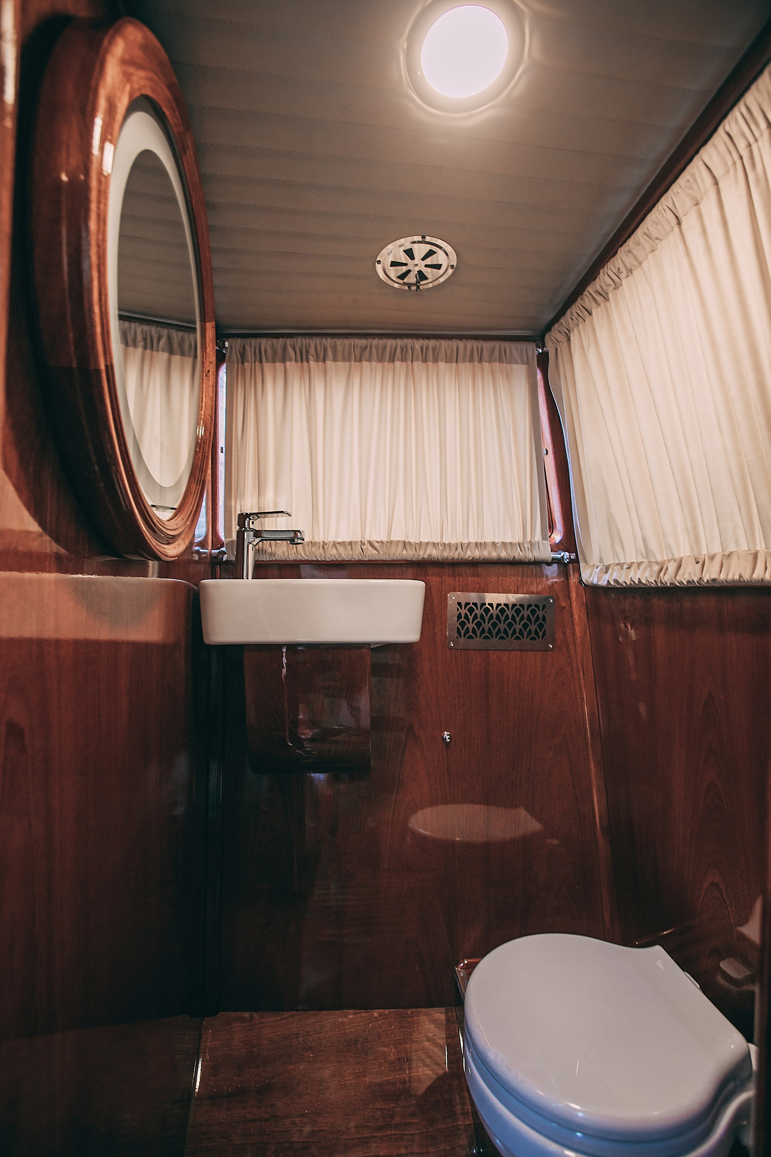 Катер «Montferrand». SPB Rent Boats|аренда катеров и теплоходов