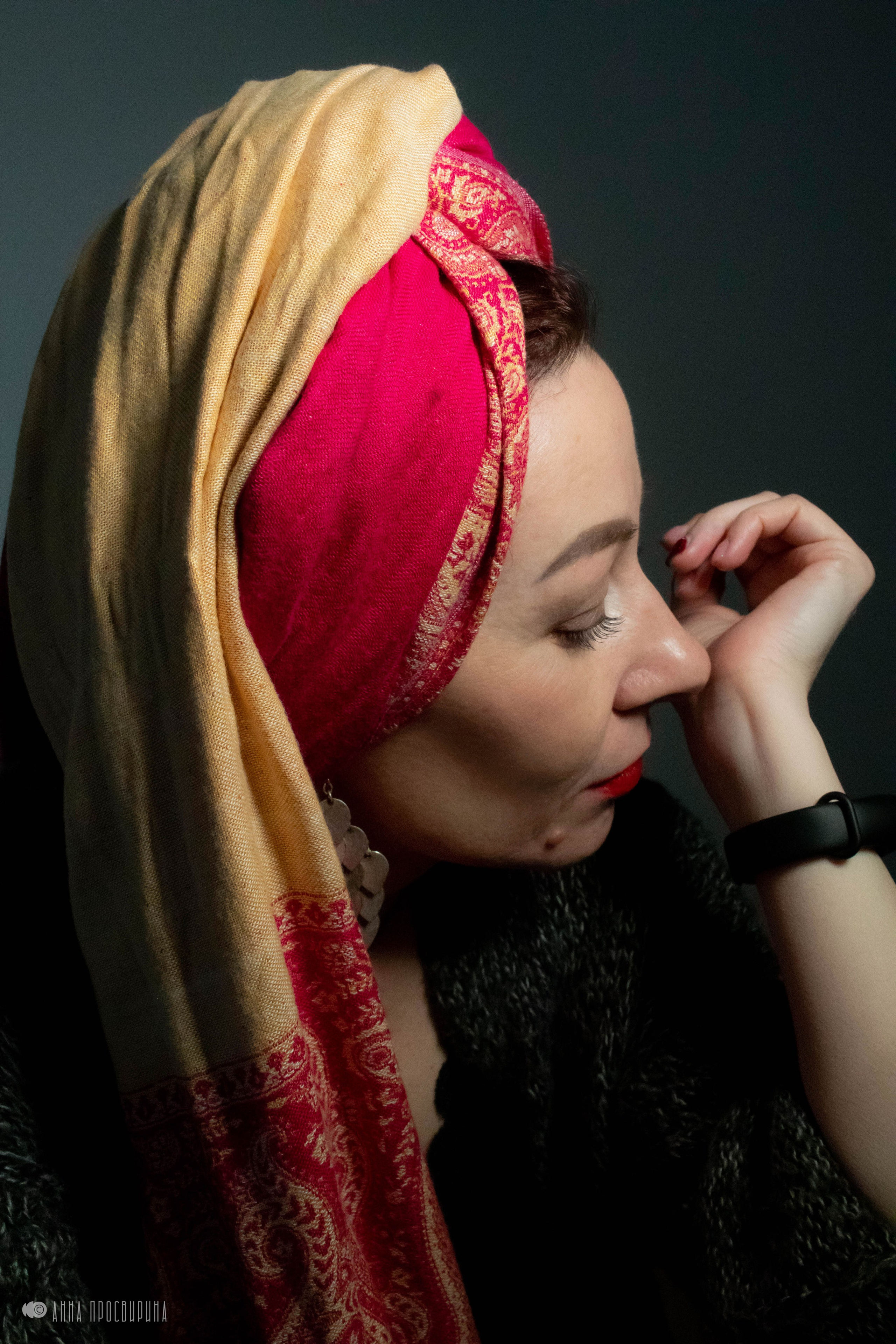 Домашняя фотосессия в низком ключе. Ваш фотограф в Санкт-Петербурге Анна Просвирина