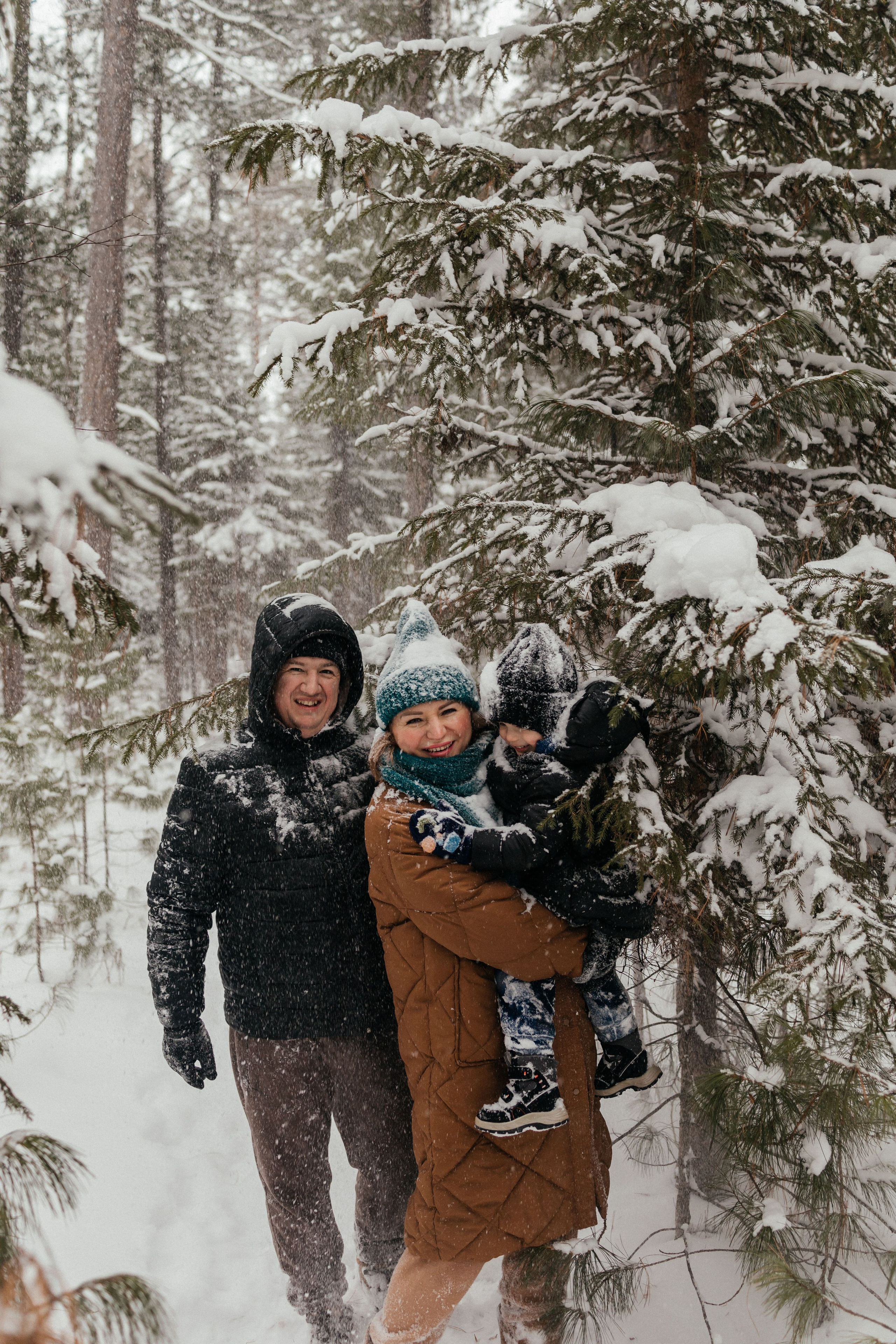 Семья Левашовых. Семейный фотограф Нижневартовск Тюмень Ефимова Ирина