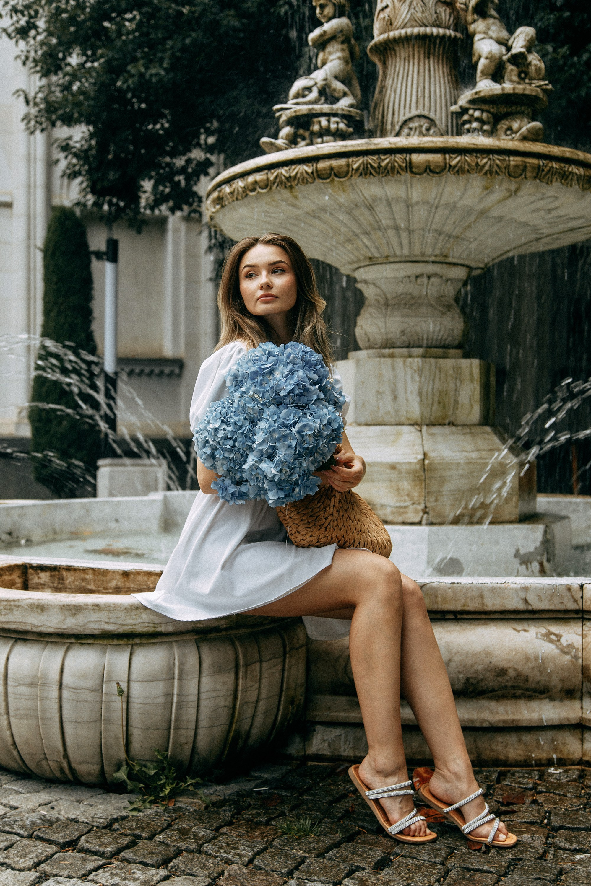 Фотосессия с гортензиями в Батуми