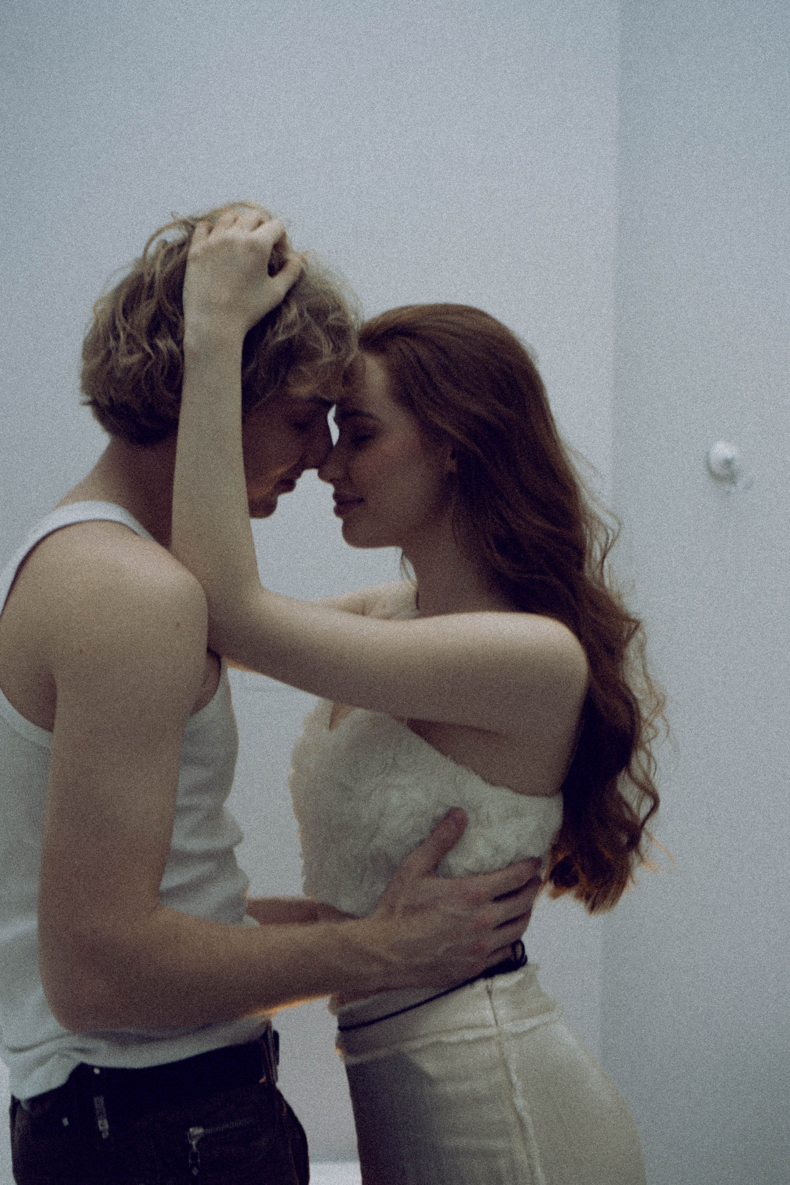 СВАДЕБНАЯ СЬЕМКА В ОТЕЛЕ. СБОРЫ ЖЕНИХА И НЕВЕСТЫ И ТАКЖЕ ТОР И ПОДГОТОВКА К ПРОГУЛКЕ. Профессиональный фотограф, Санкт-Петербург — Виктория Богомолова