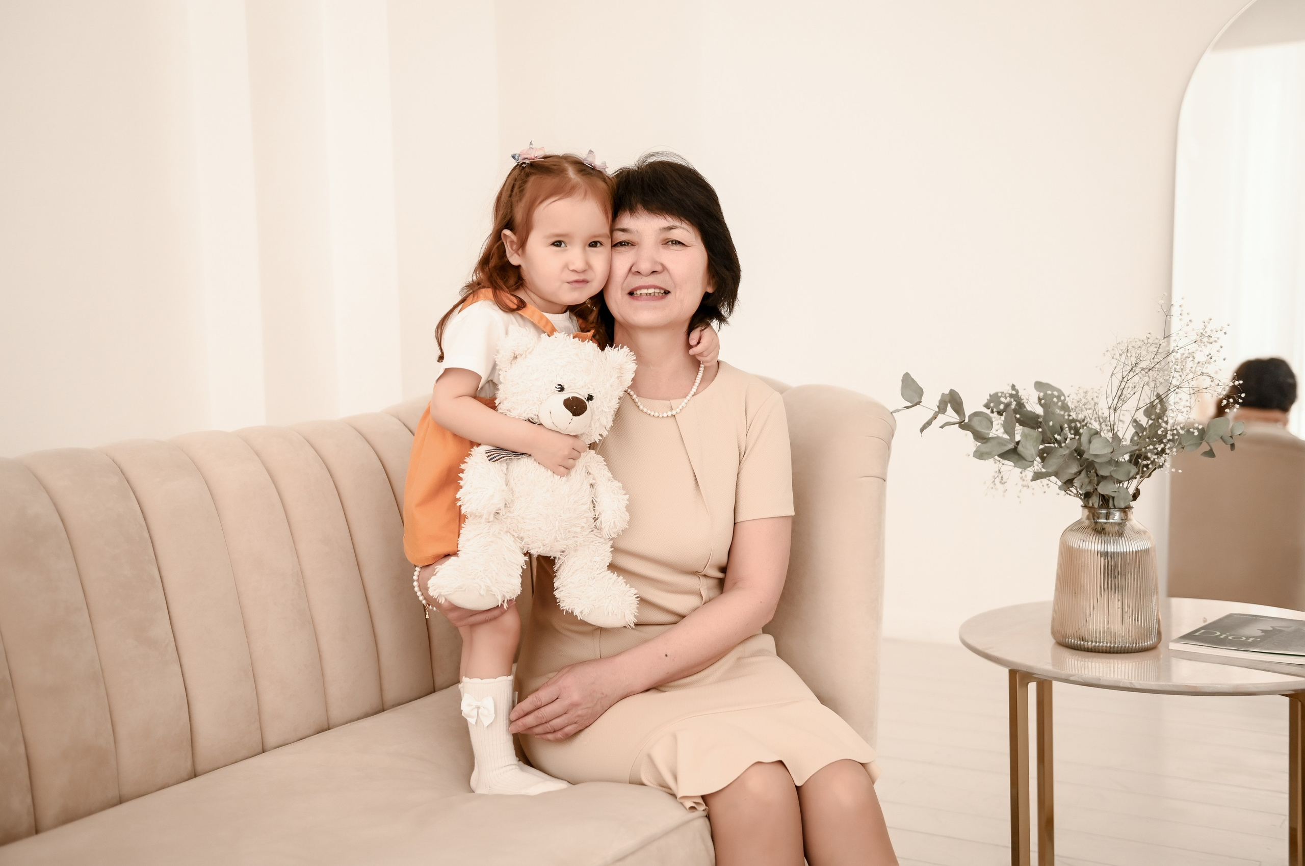 Семейная студийная  фотосессия 2. Свадебный, семейный, детский, контент фотограф в Омске Максим Ильин