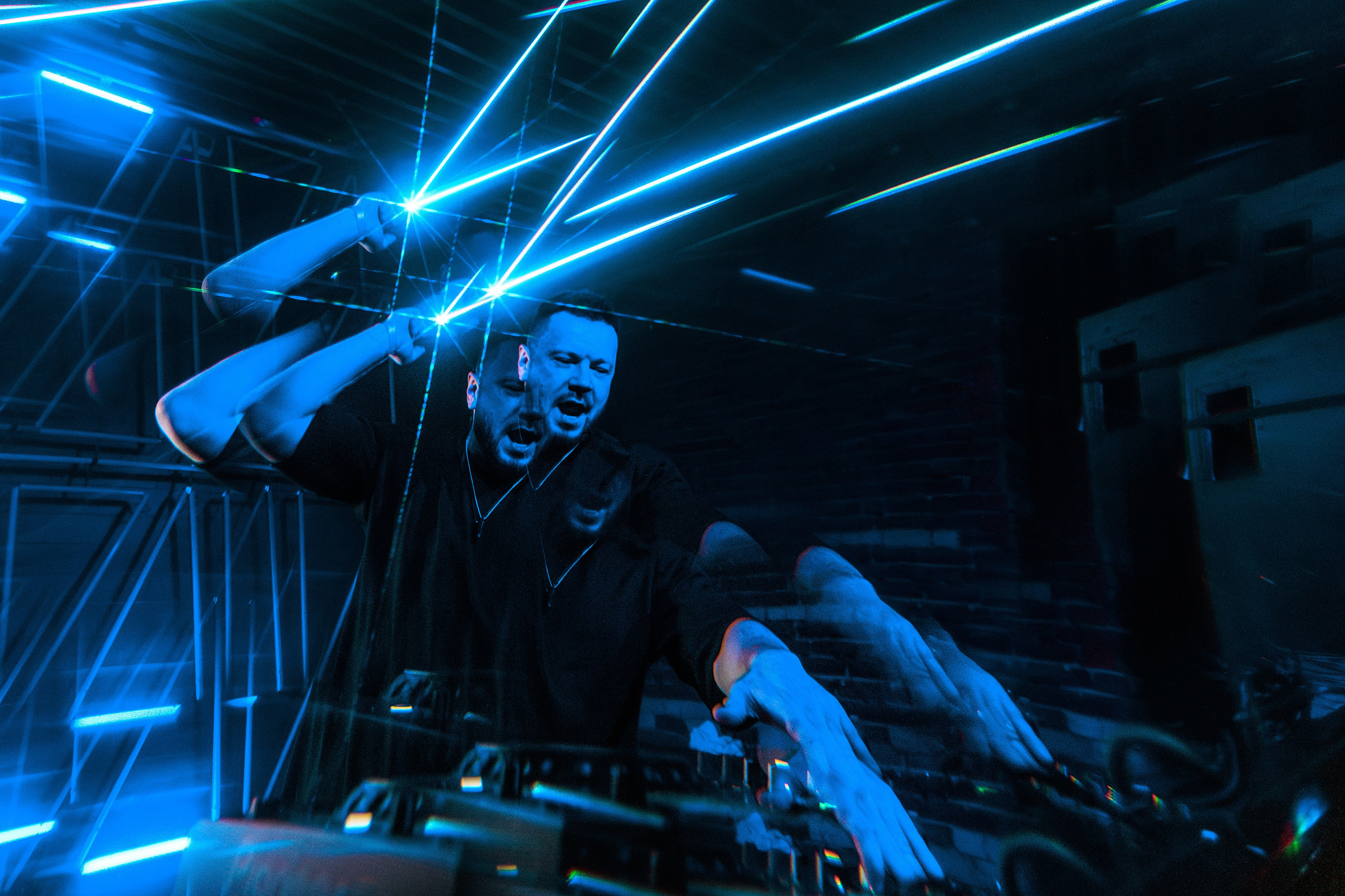 Denis Kenzo. Репортажный фотограф Екатеринбург | Яркий, качественный репортаж | Концерты, клубы, репортаж, праздники, корпоративы