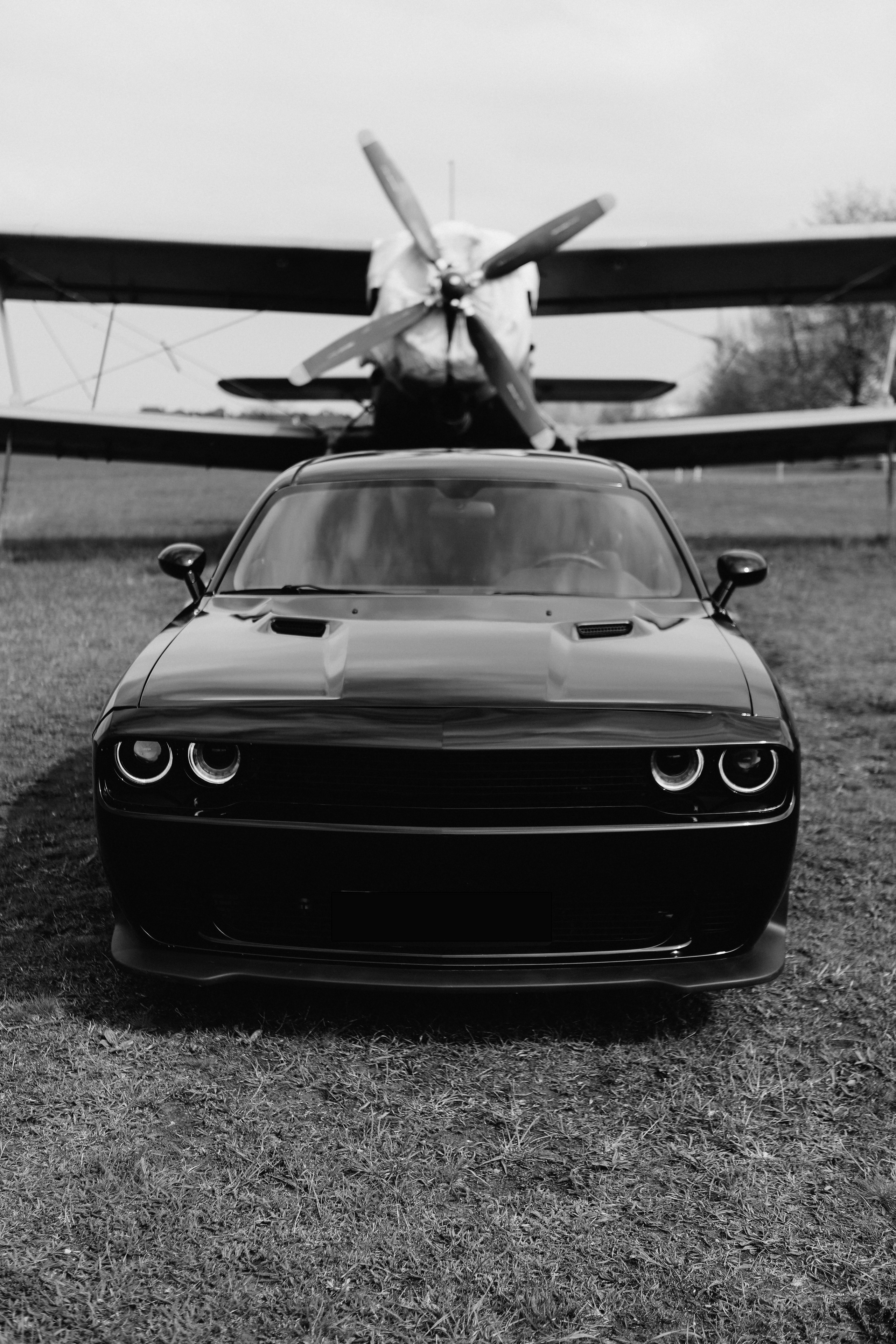 Dodge Challenger SRT Demon. Свадебный и портретный фотограф в Пятигорске, КМВ — Власова Юля