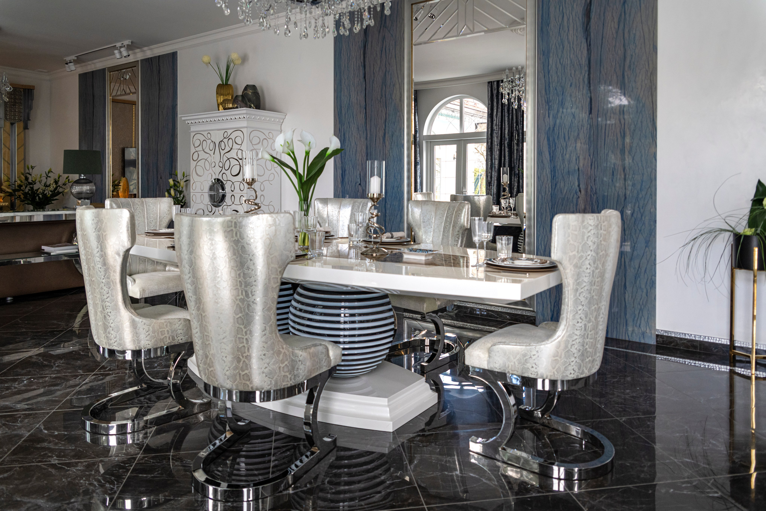 Salon. Интерьерный, портретный и семейный фотограф в Москве Мария Иринархова