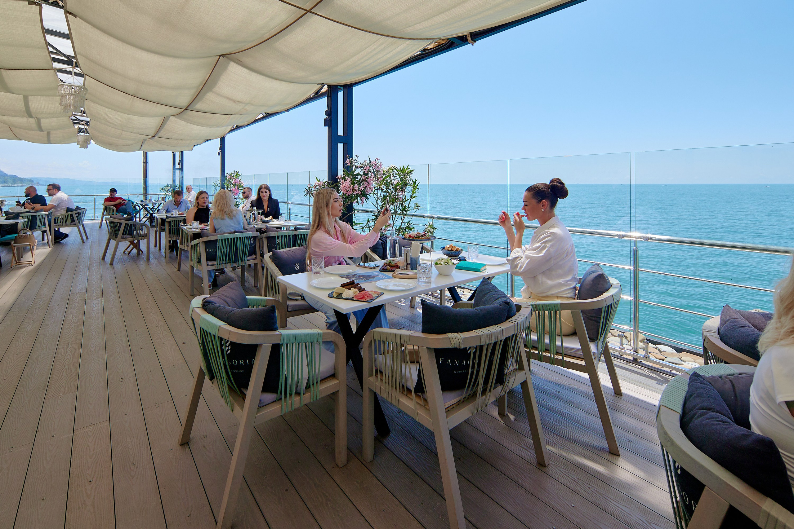 Завтрак презентация в ресторане КИТ. RetroChic Фото