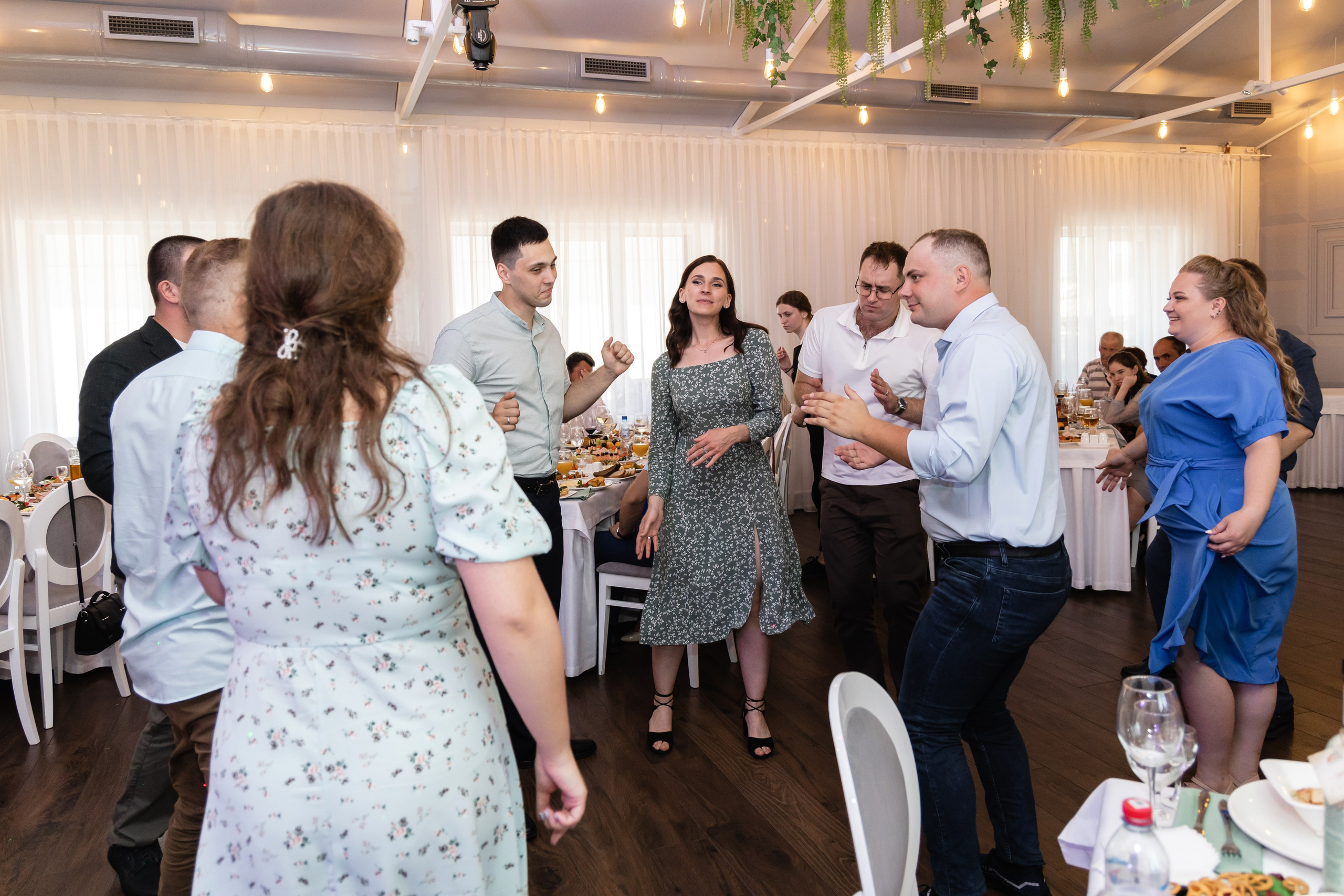 Алёна и Денис (полный день). Фотограф в Барнауле Юлия Садвокасова