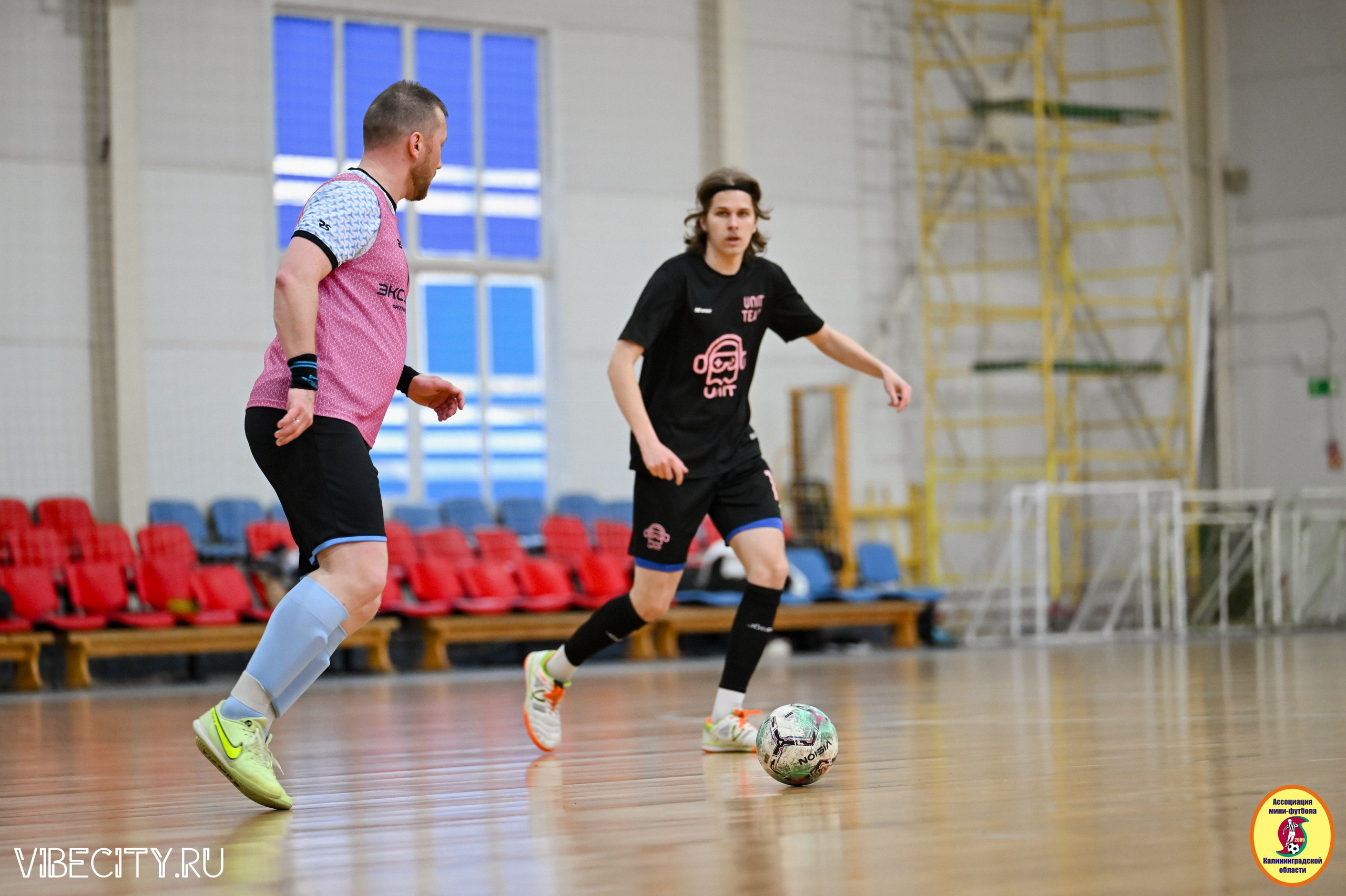 8 тур Корпоративной Бизнес-Лиги по футзалу. VIBECITY.RU Вайб Сити Ру Фоторепортажи Фотоотчеты Калининград