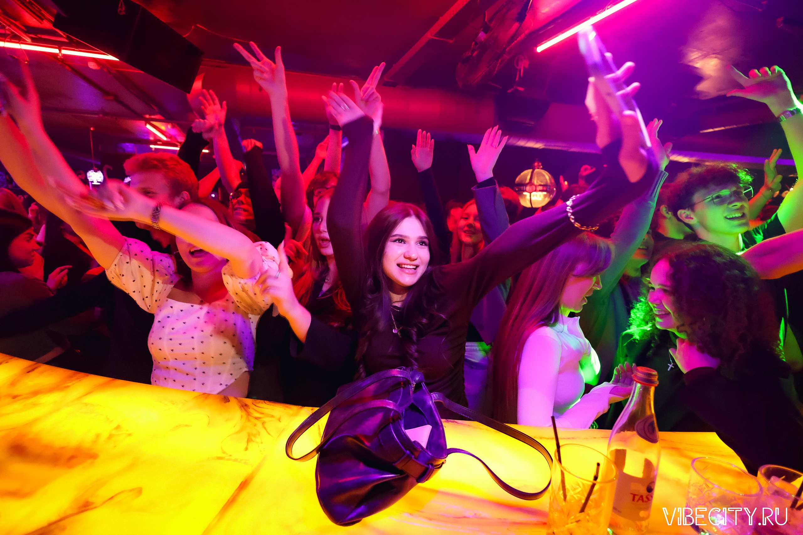 DOUBLE U. VIBECITY.RU Вайб Сити Ру Фоторепортажи Фотоотчеты Калининград