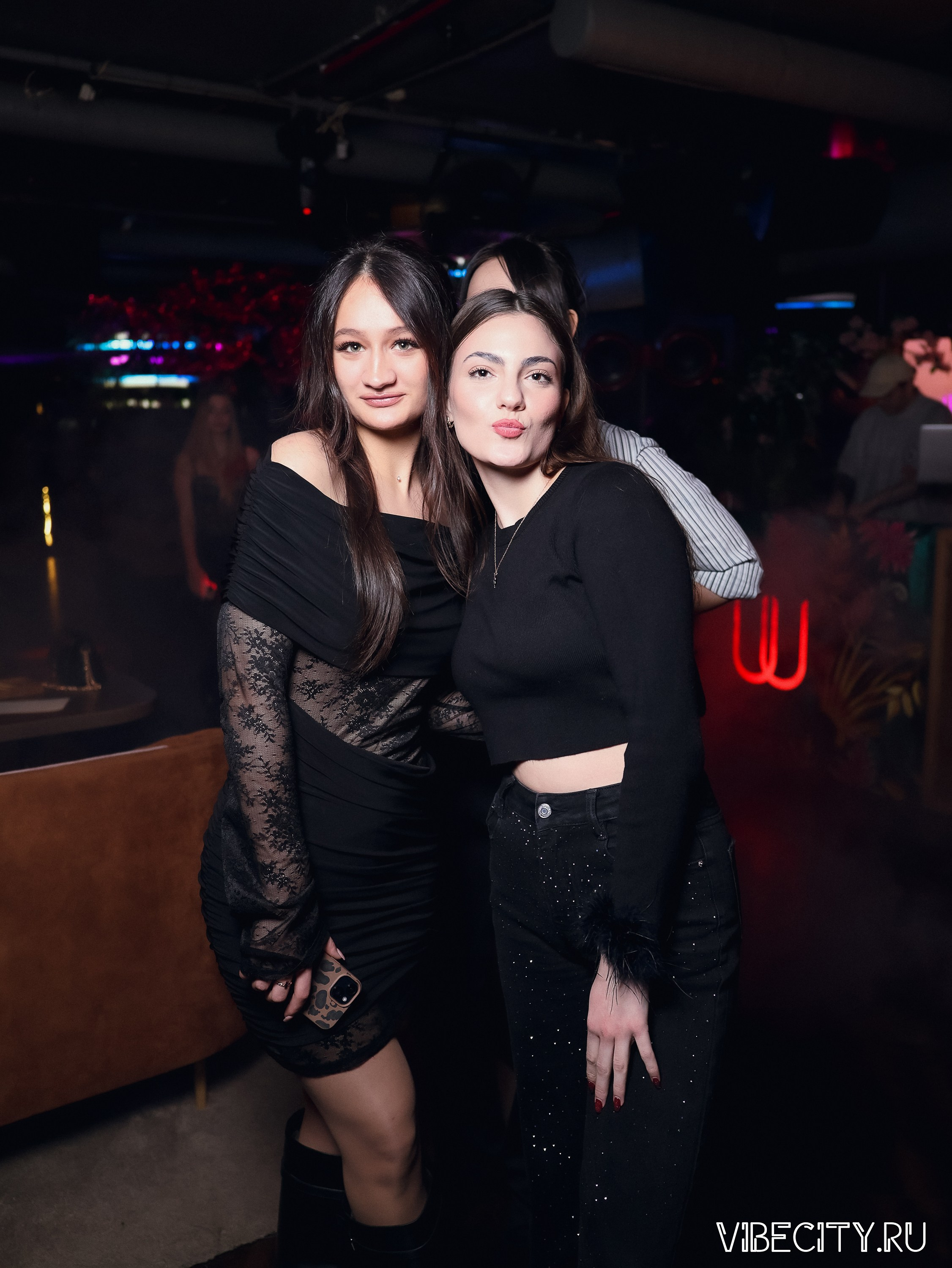 DOUBLE U. VIBECITY.RU Вайб Сити Ру Фоторепортажи Фотоотчеты Калининград