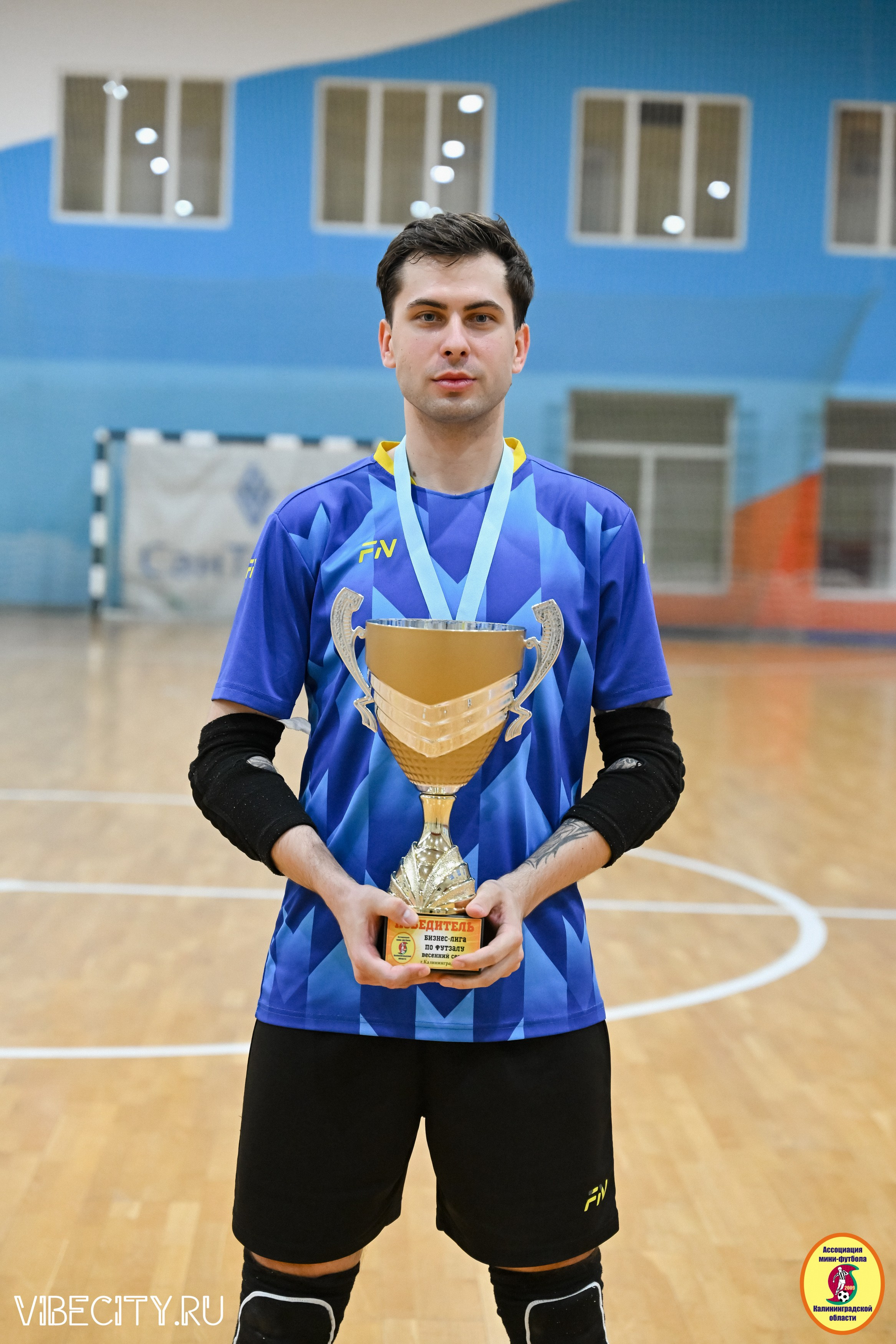 8 тур Корпоративной Бизнес-Лиги по футзалу. VIBECITY.RU Вайб Сити Ру Фоторепортажи Фотоотчеты Калининград