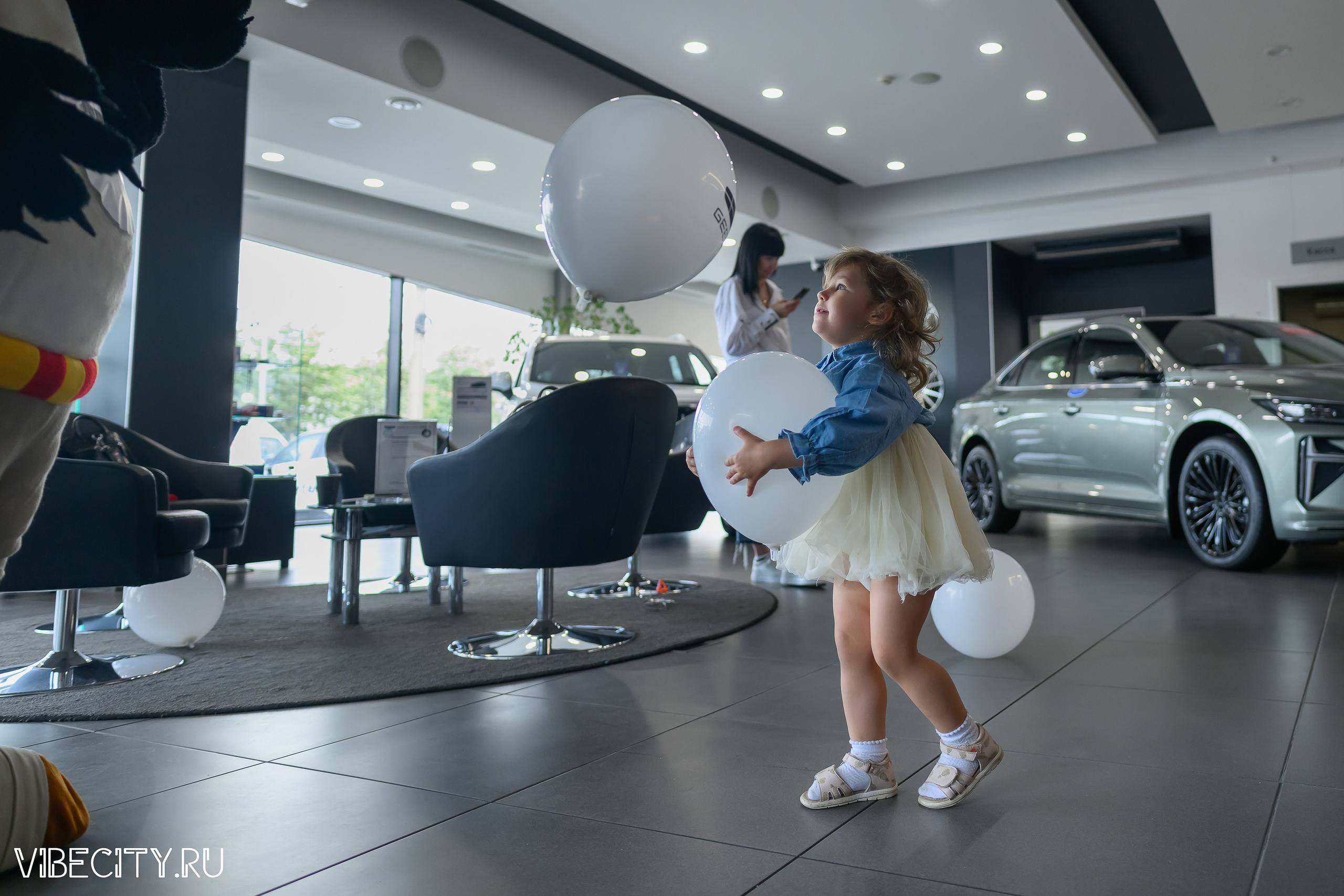 Презентация Geely Manjaro. VIBECITY.RU Вайб Сити Ру Фоторепортажи Фотоотчеты Калининград