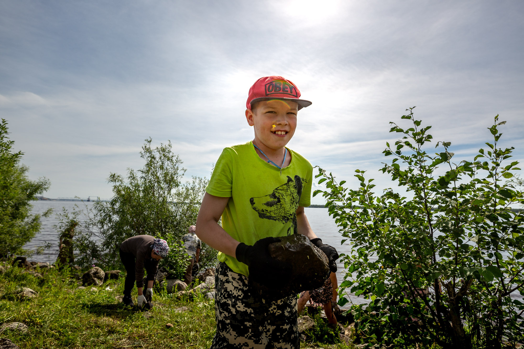 Воздвижение поклонного креста. Кегостров. Фотограф — путешественник Светлана Романовская