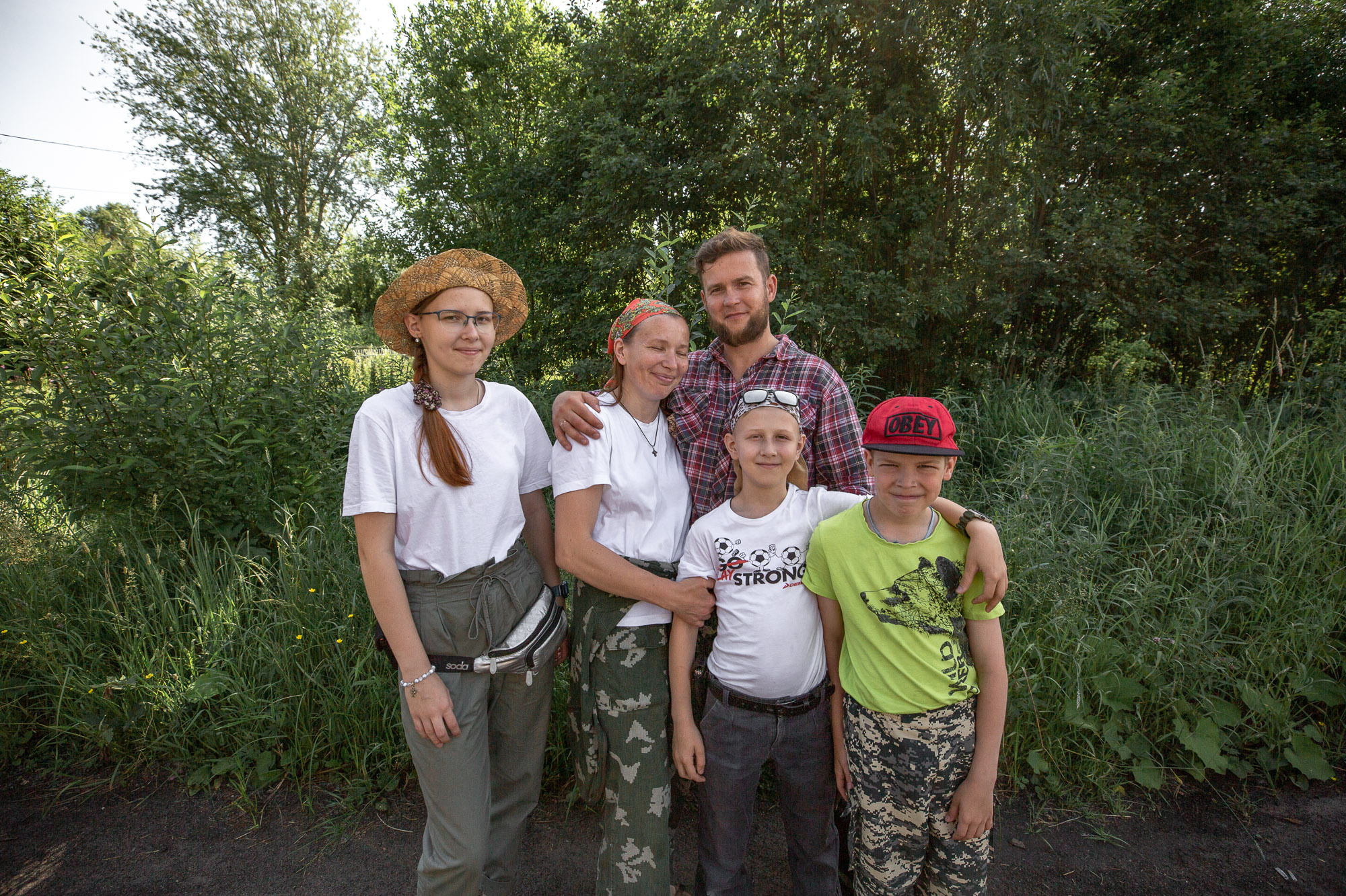 Воздвижение поклонного креста. Кегостров. Фотограф — путешественник Светлана Романовская