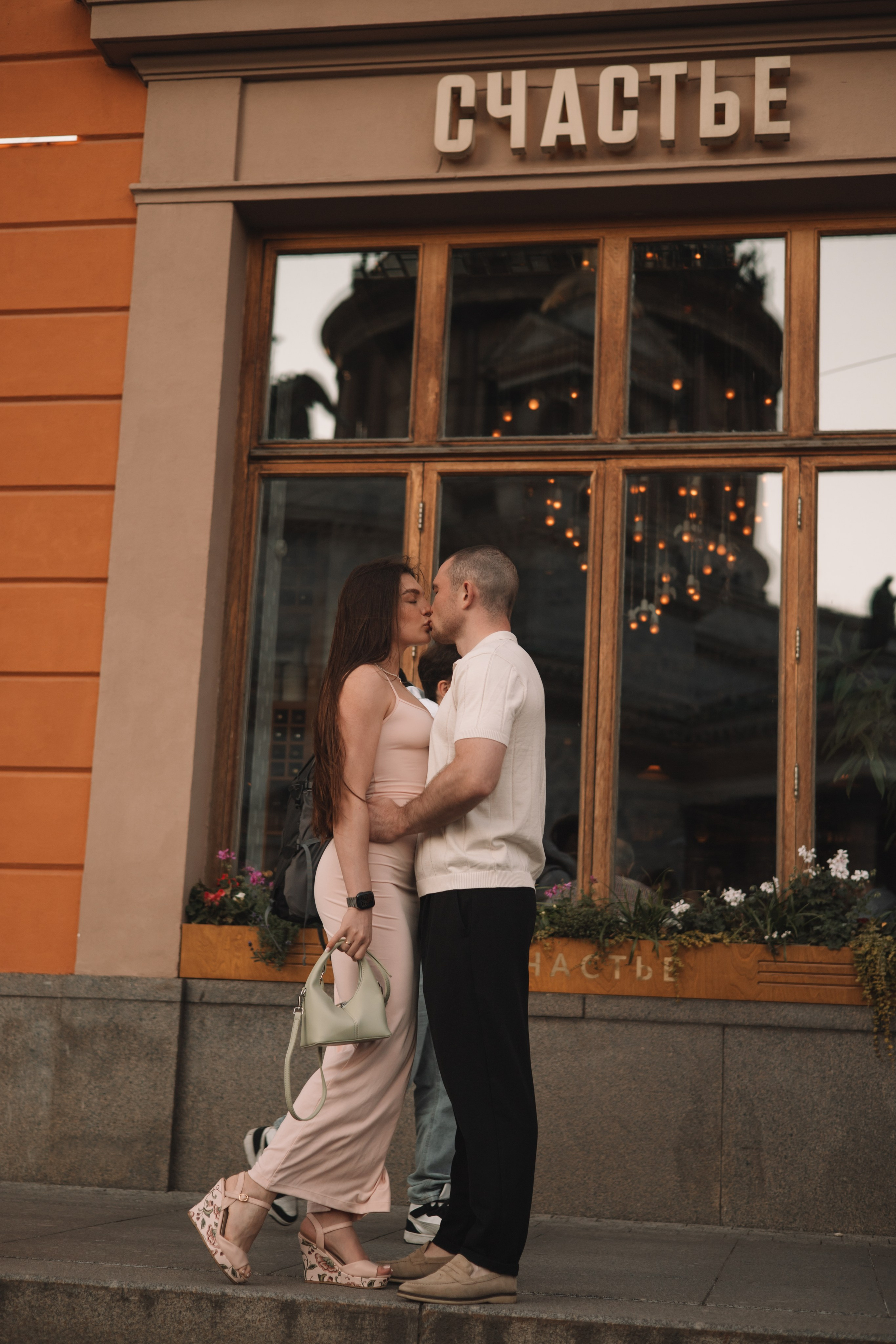Ариана. Семейный фотограф в Санкт-Петербурге. Запечатление мгновений и ярких воспоминаний в Вашей жизни