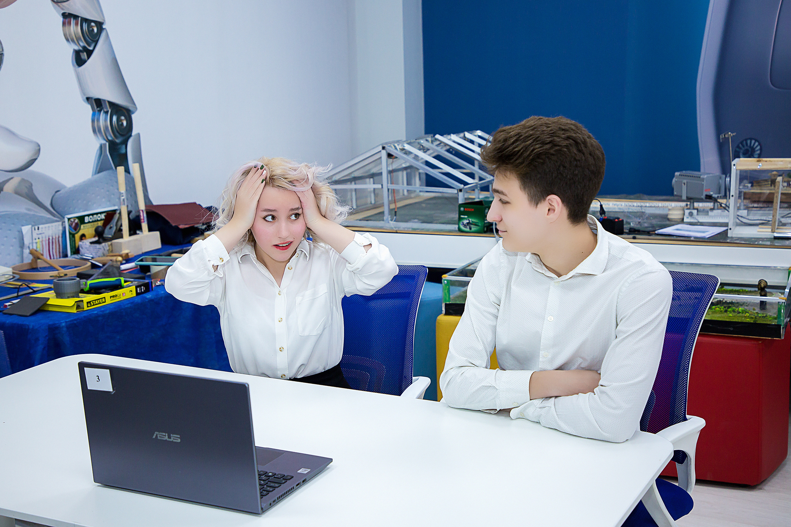 Лидер Гимназия. Свадебный и семейный фотограф/видеограф в Краснодаре Наталья Осинская