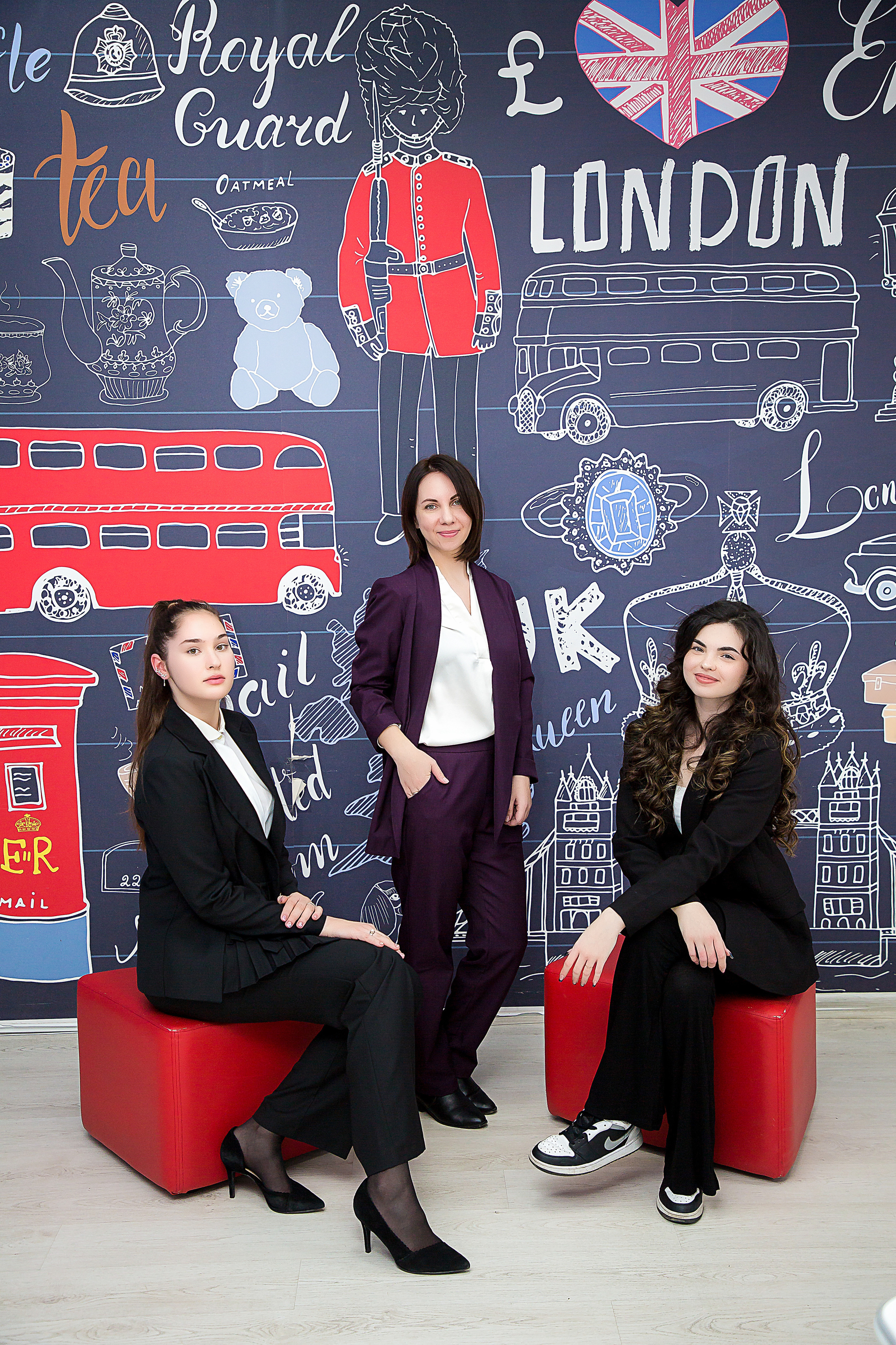 Лидер Гимназия. Свадебный и семейный фотограф/видеограф в Краснодаре Наталья Осинская