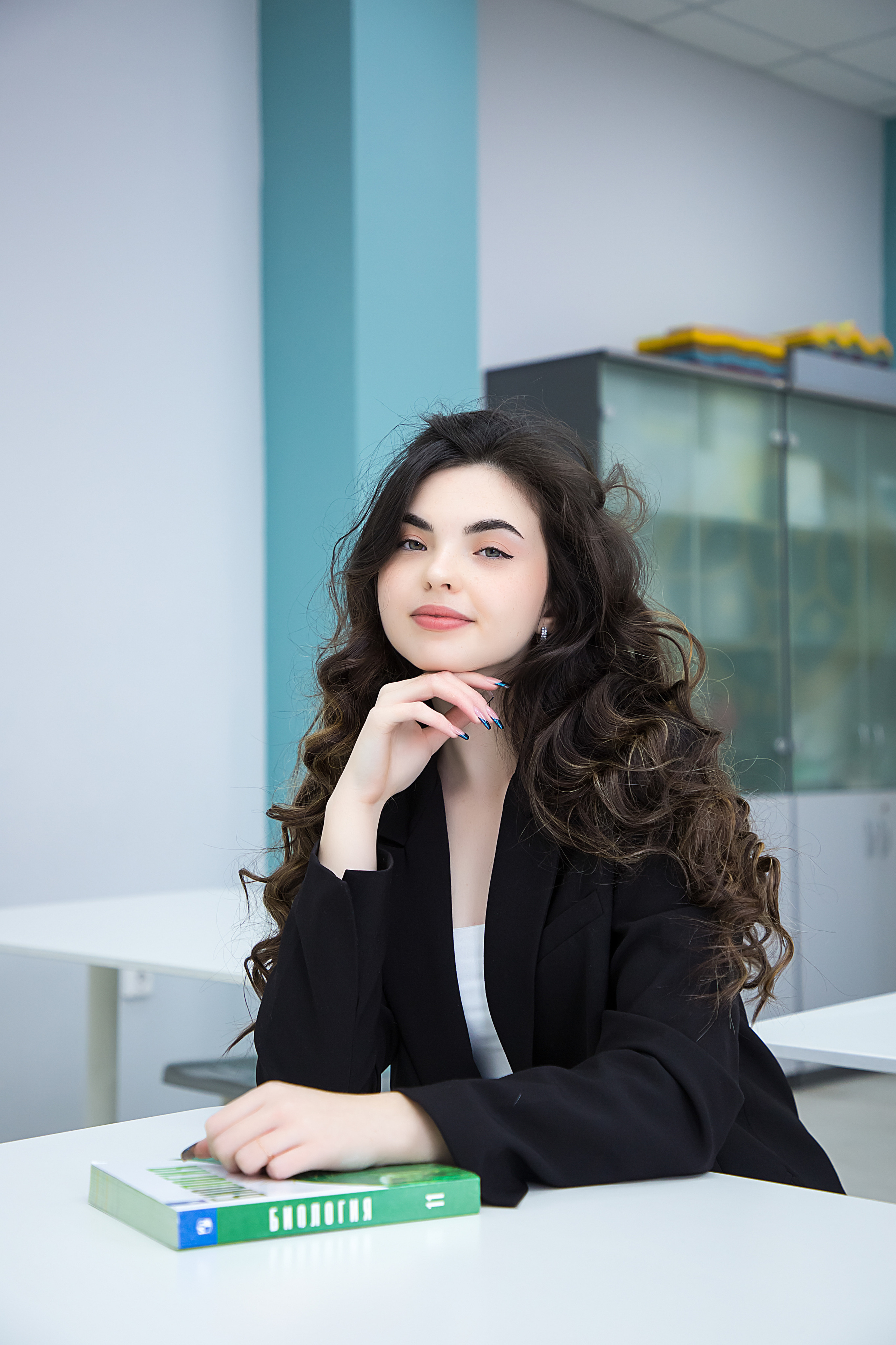 Лидер Гимназия. Свадебный и семейный фотограф/видеограф в Краснодаре Наталья Осинская