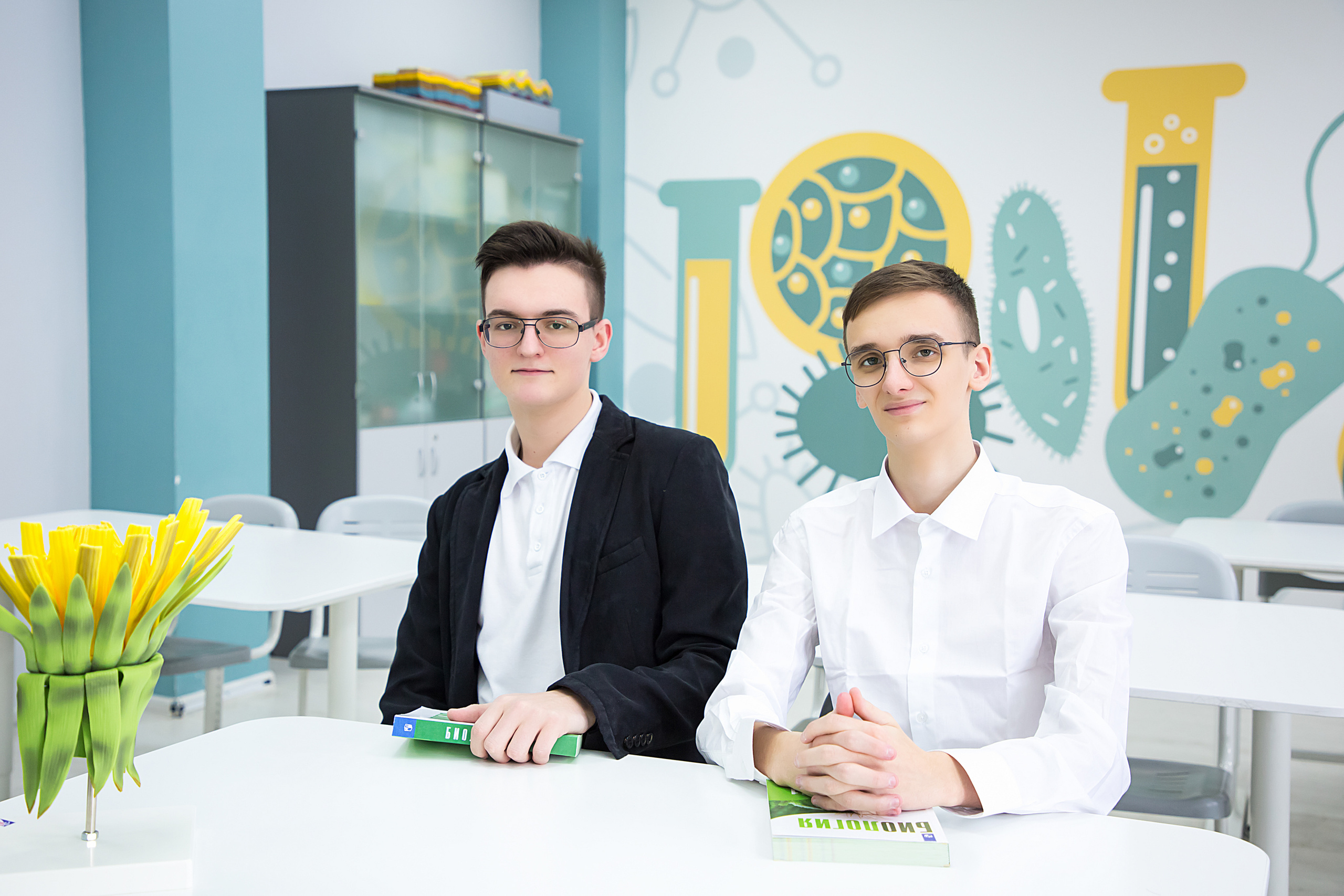 Лидер Гимназия. Свадебный и семейный фотограф/видеограф в Краснодаре Наталья Осинская