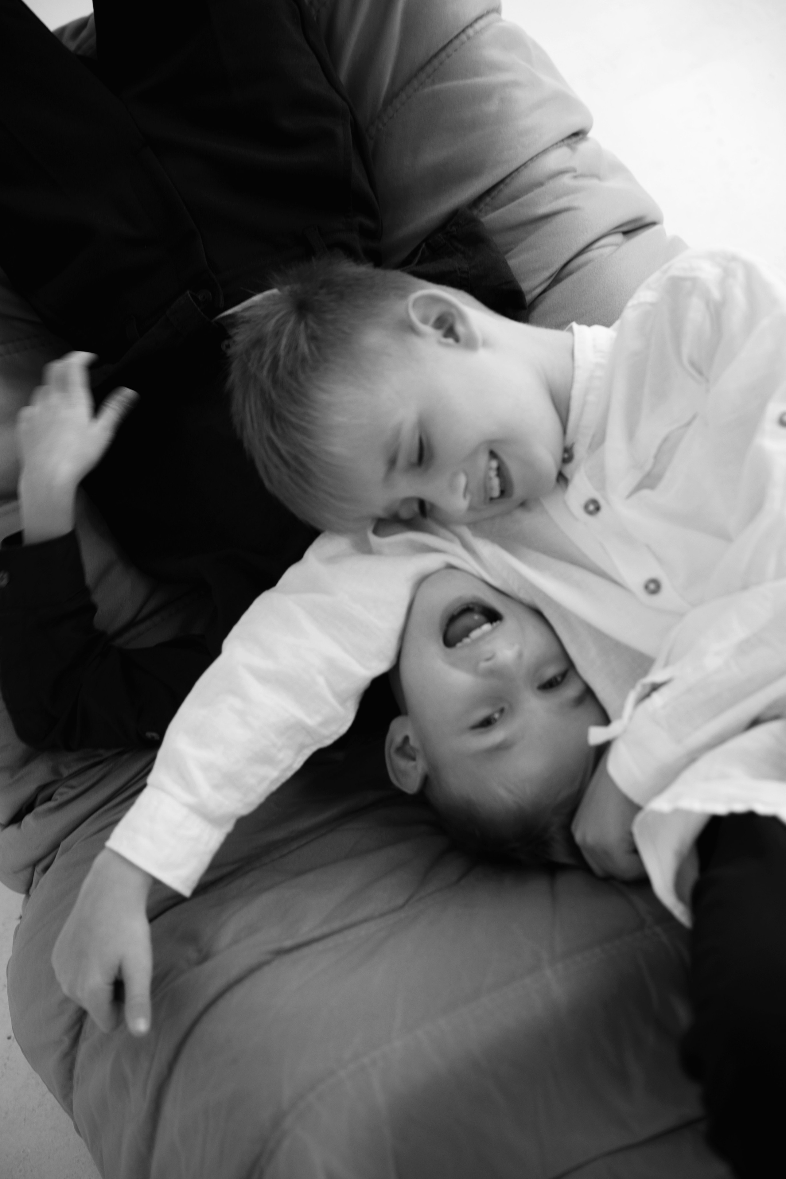 Съемка двойняшек в студии. Да еще и плюс один!. Фотограф новорожденных, детский фотограф  Москва.Семейная съемка Москва. Семенова Анна