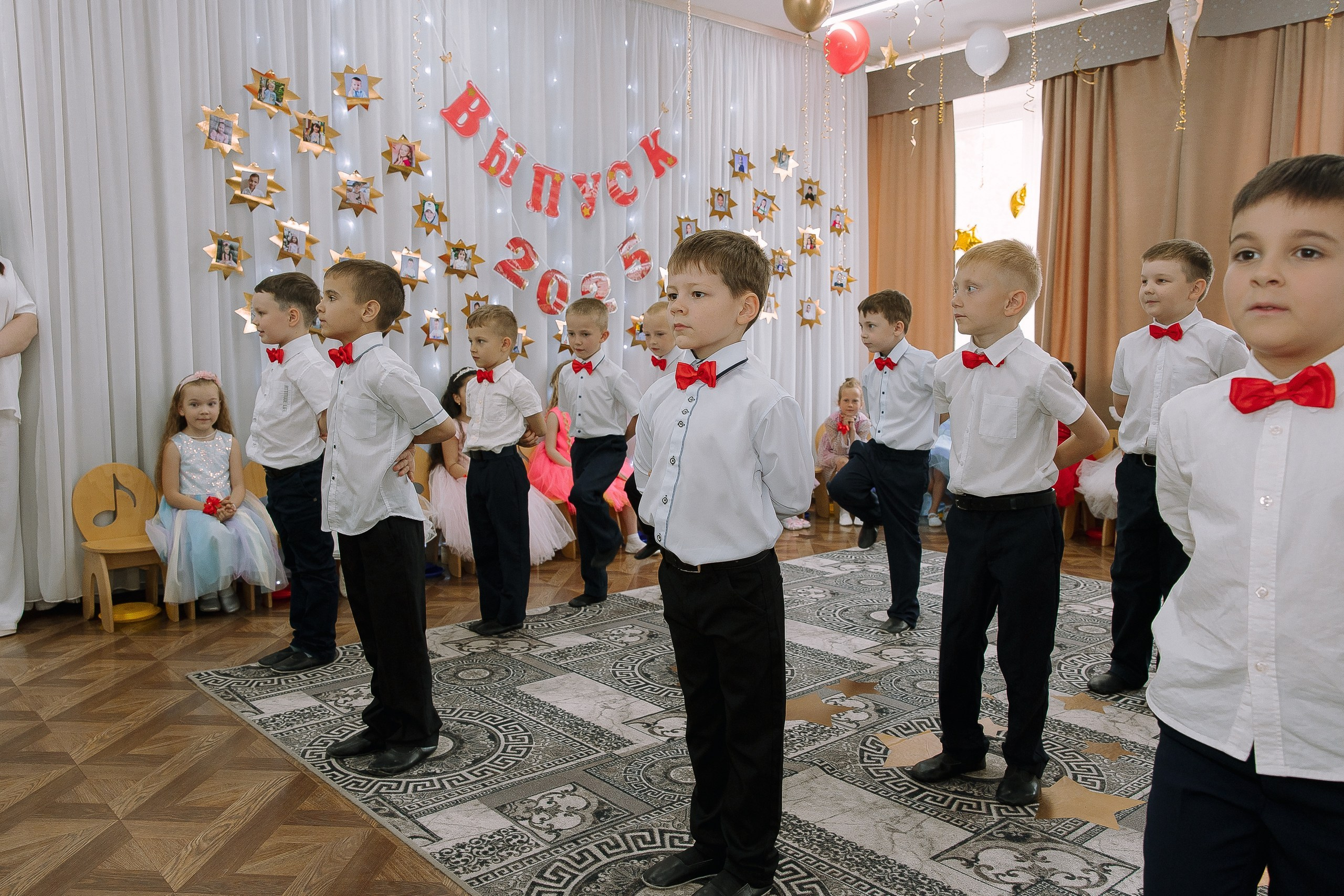 Выпускной в ДС 26. Выпускные альбомы Натальи Бутко: Новороссийск, Анапа, Геленджик