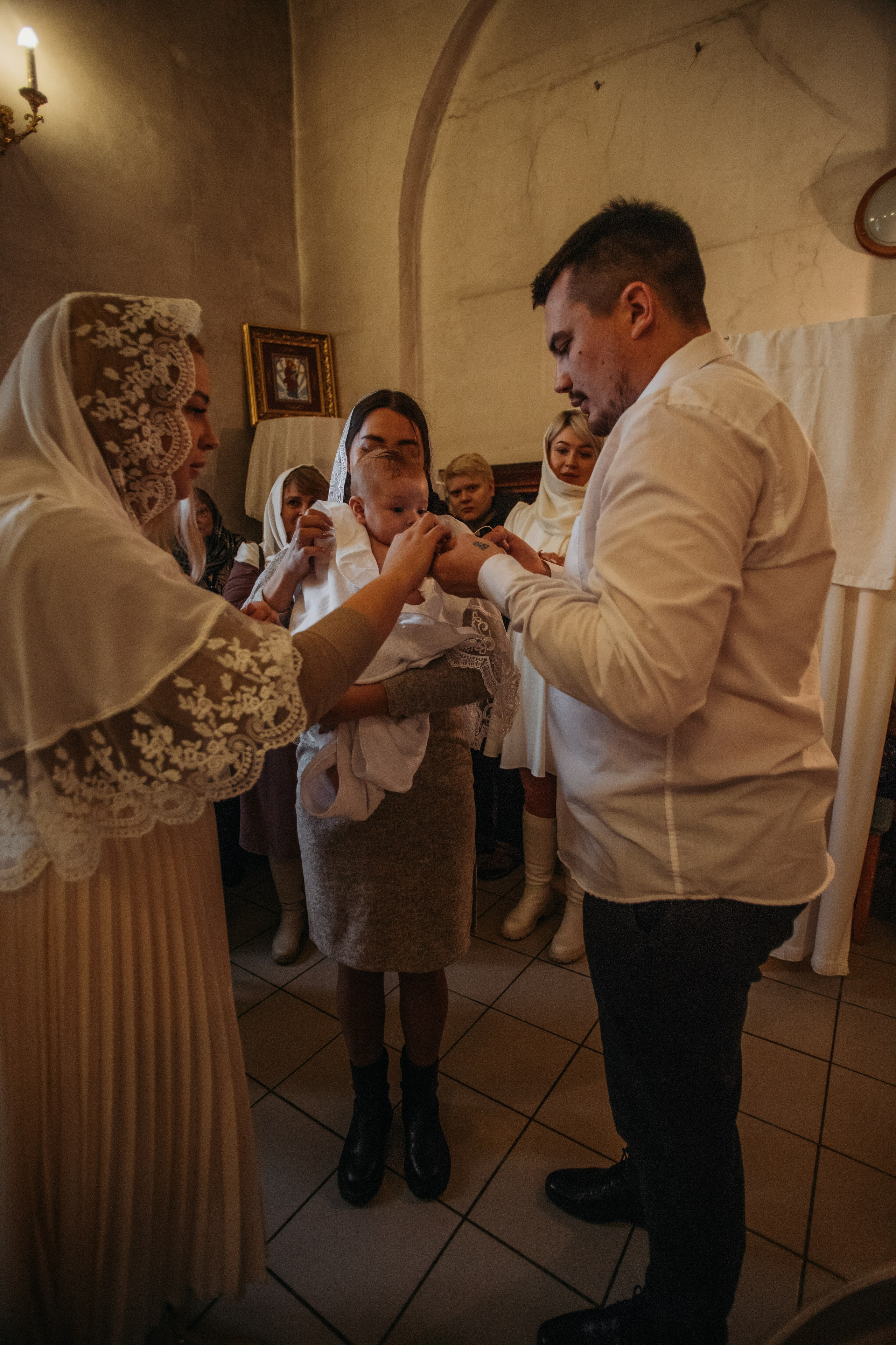 Крещение Аглаи. Венера Гайн. Репортажный фотограф  Тюмень. Обучение фотографии с 0