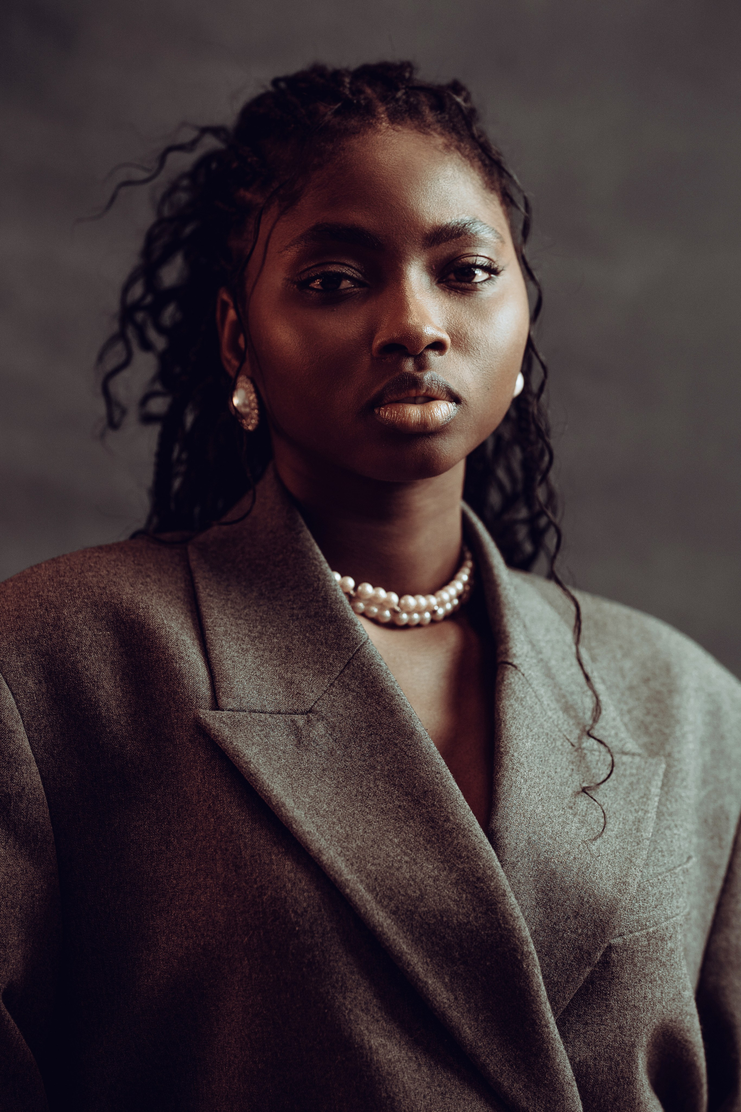 модель с темной кожей