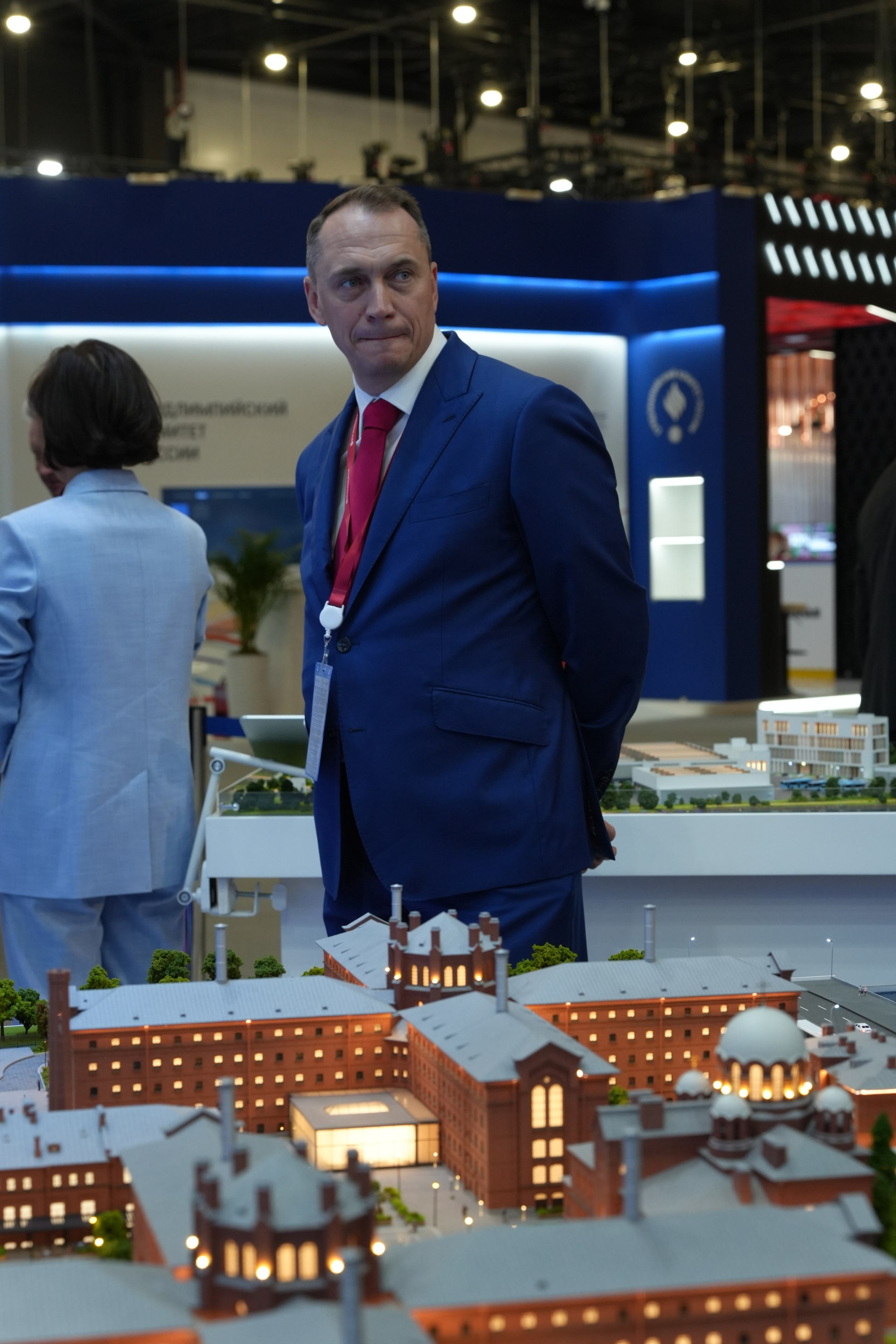 ПМЭФ 2026. Фотограф-видеограф в Санкт-Петербурге Владимир Нестеров