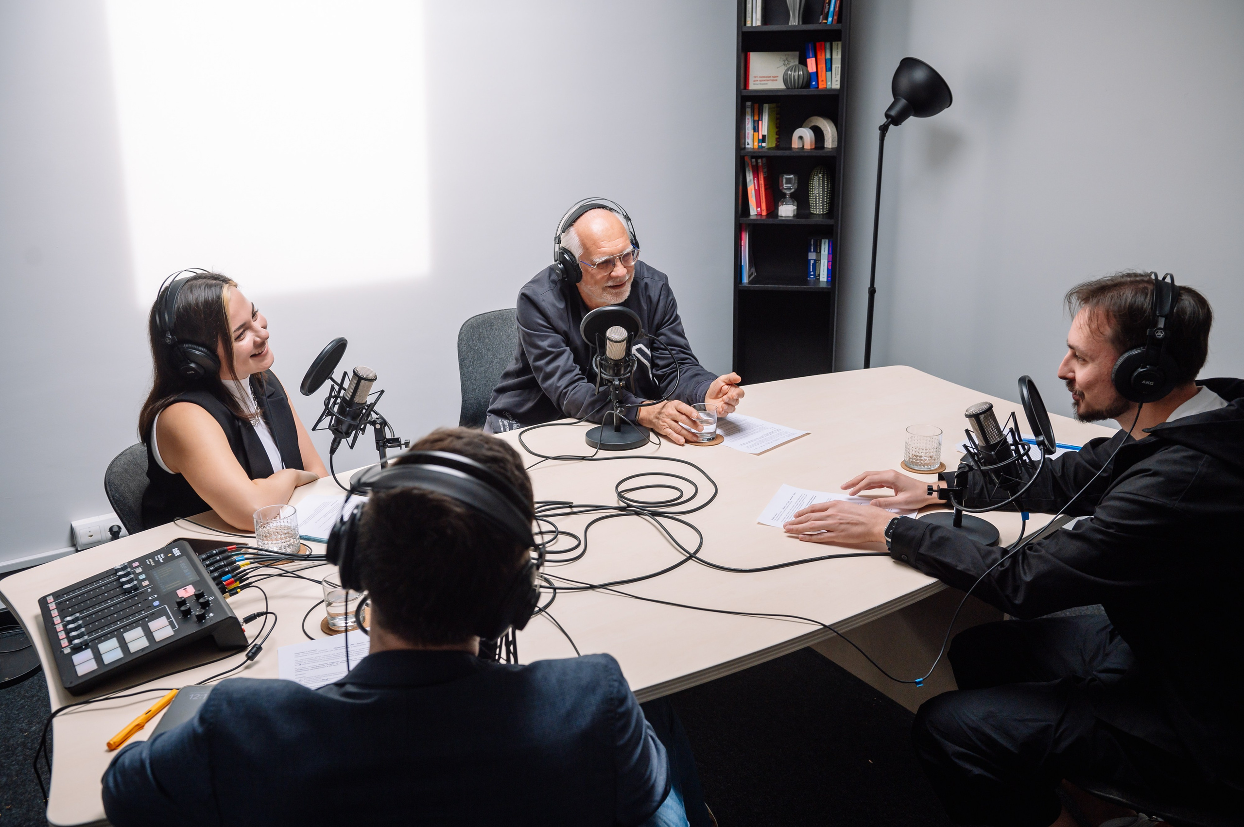 Подкаст СберУниверситета. Репортажный фотограф в Москве и по всему миру Степанова Юлия